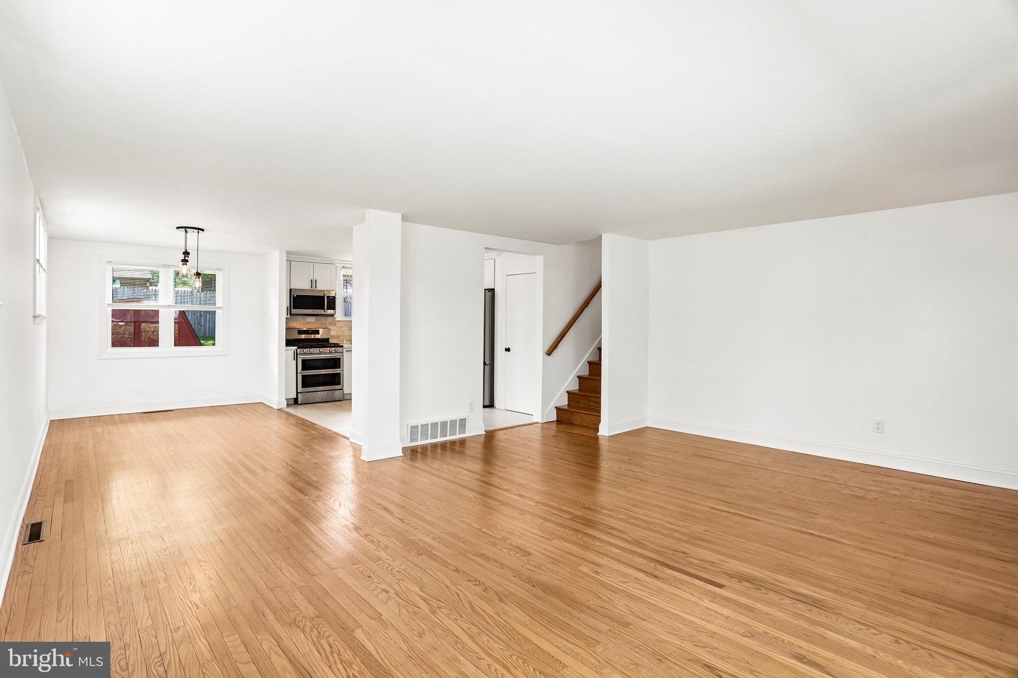 WILLOW RUN - Residential