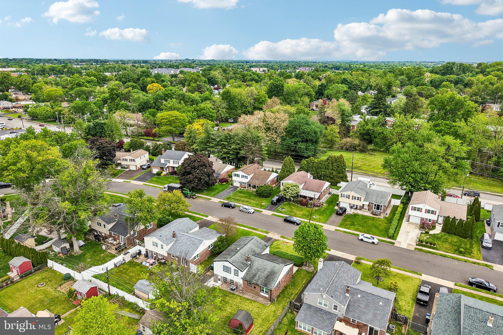 WILLOW RUN - Residential