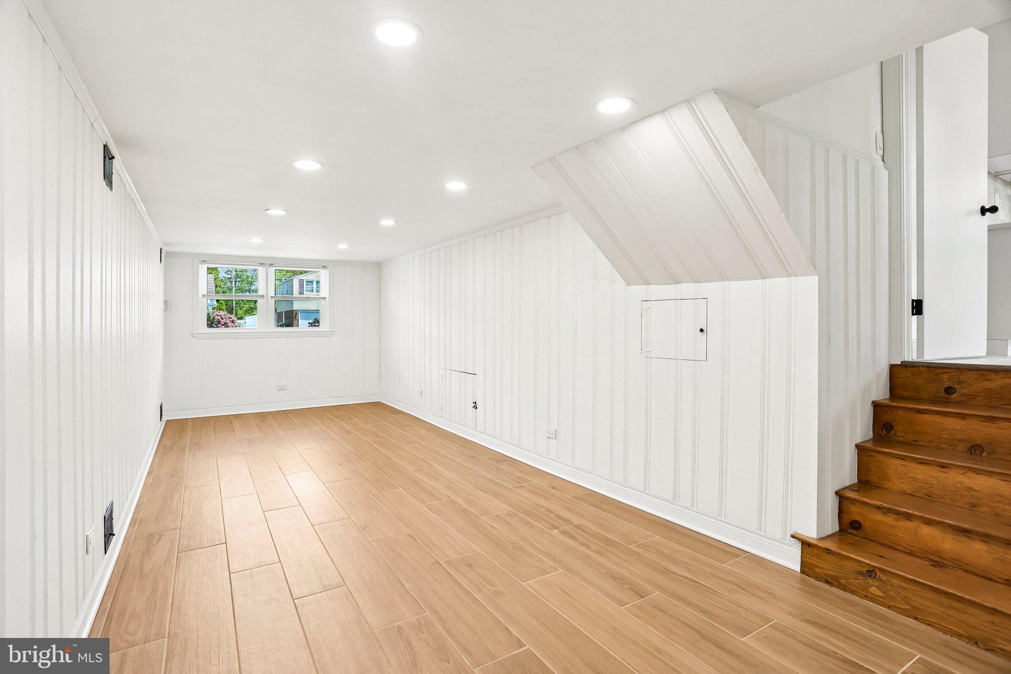 WILLOW RUN - Residential