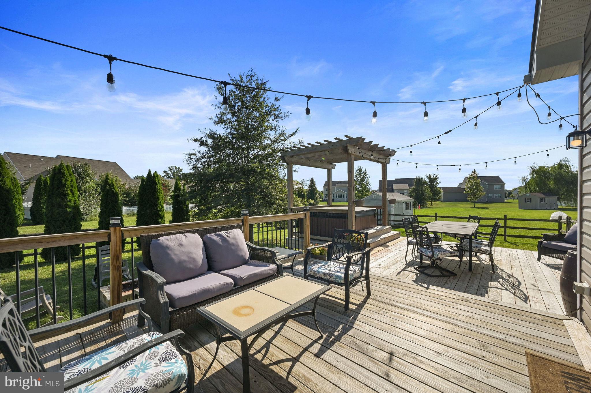 82 PAYSAN LANE