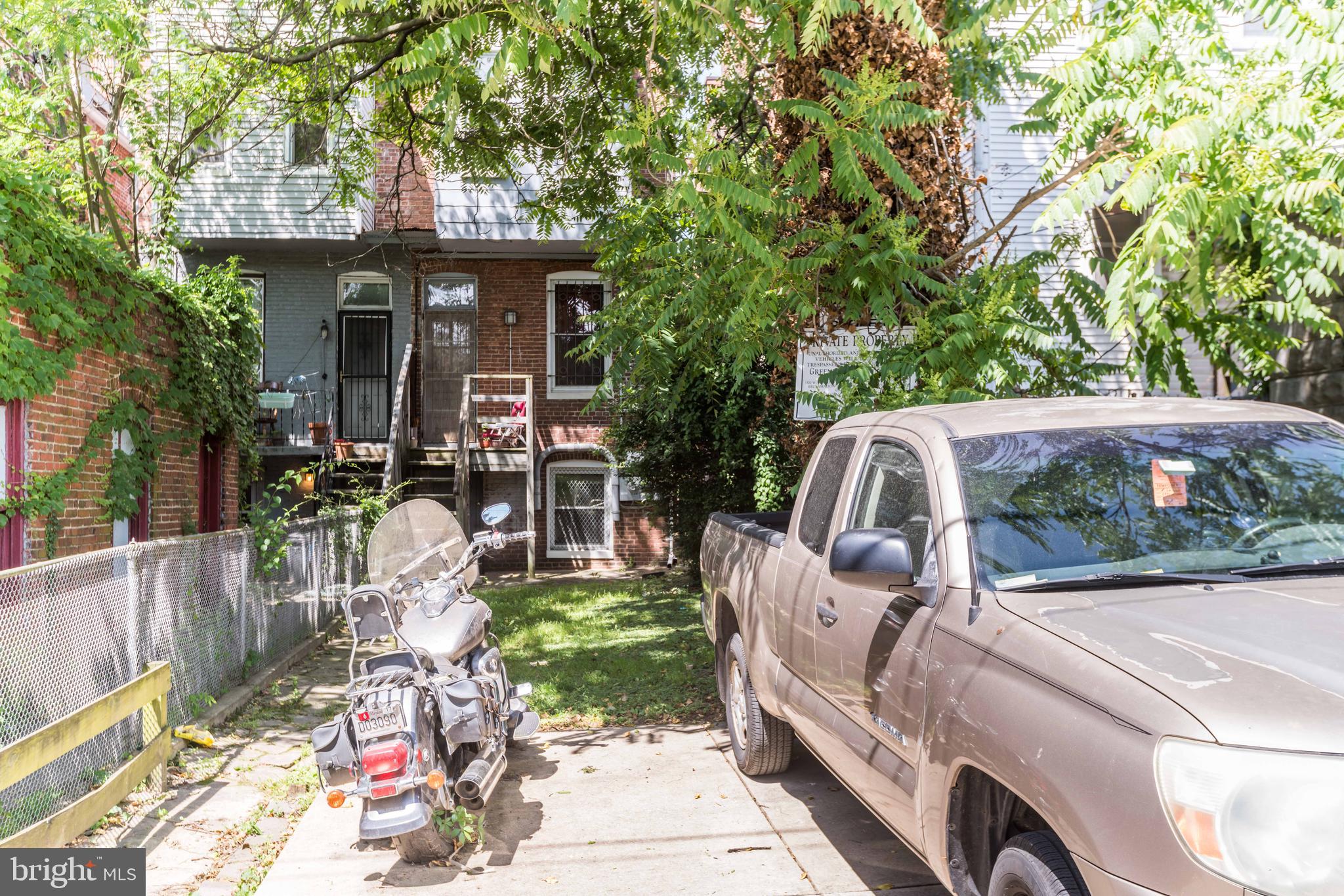 CHARLES VILLAGE - Residential Income