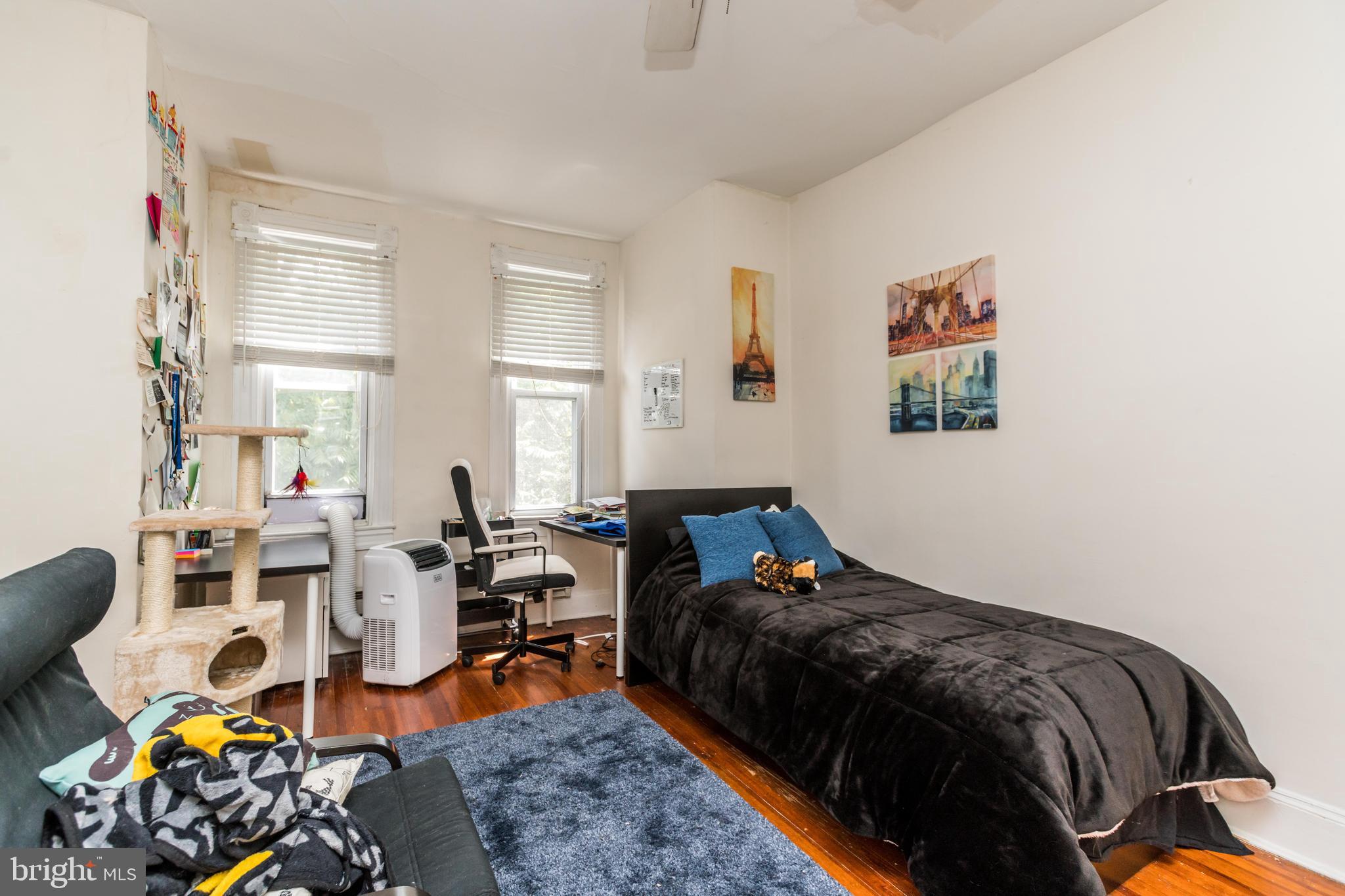 CHARLES VILLAGE - Residential Income