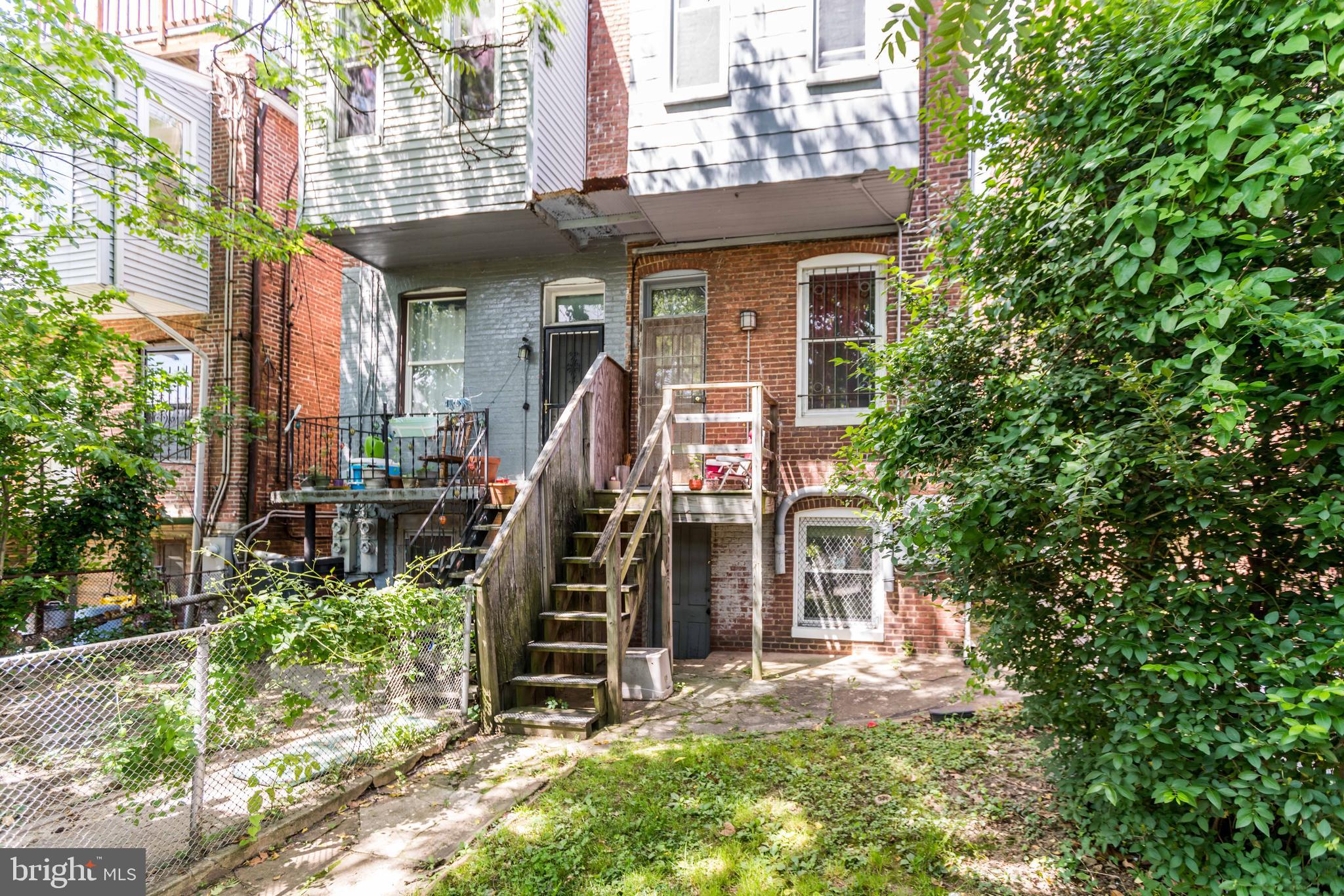 CHARLES VILLAGE - Residential Income