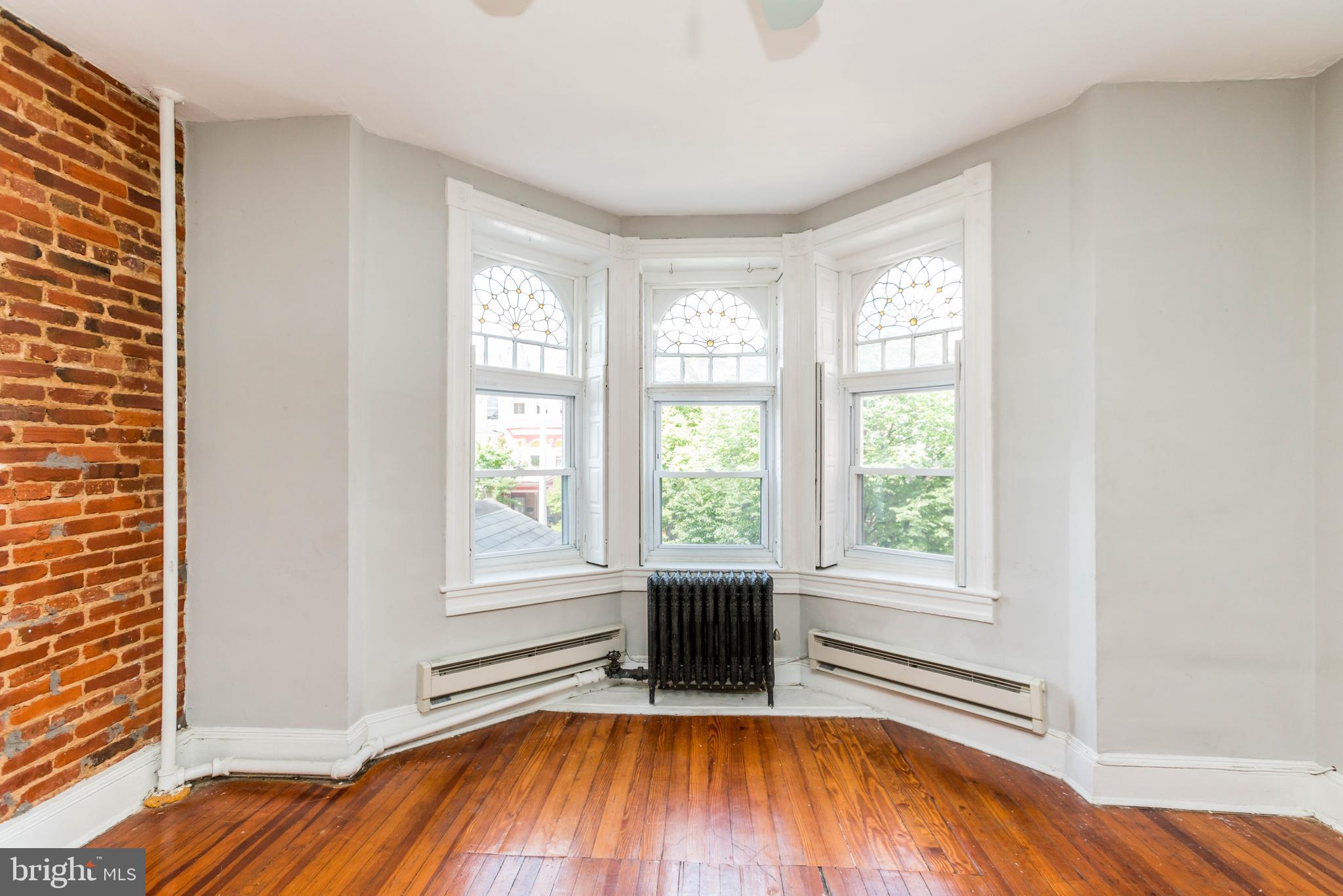 CHARLES VILLAGE - Residential Income