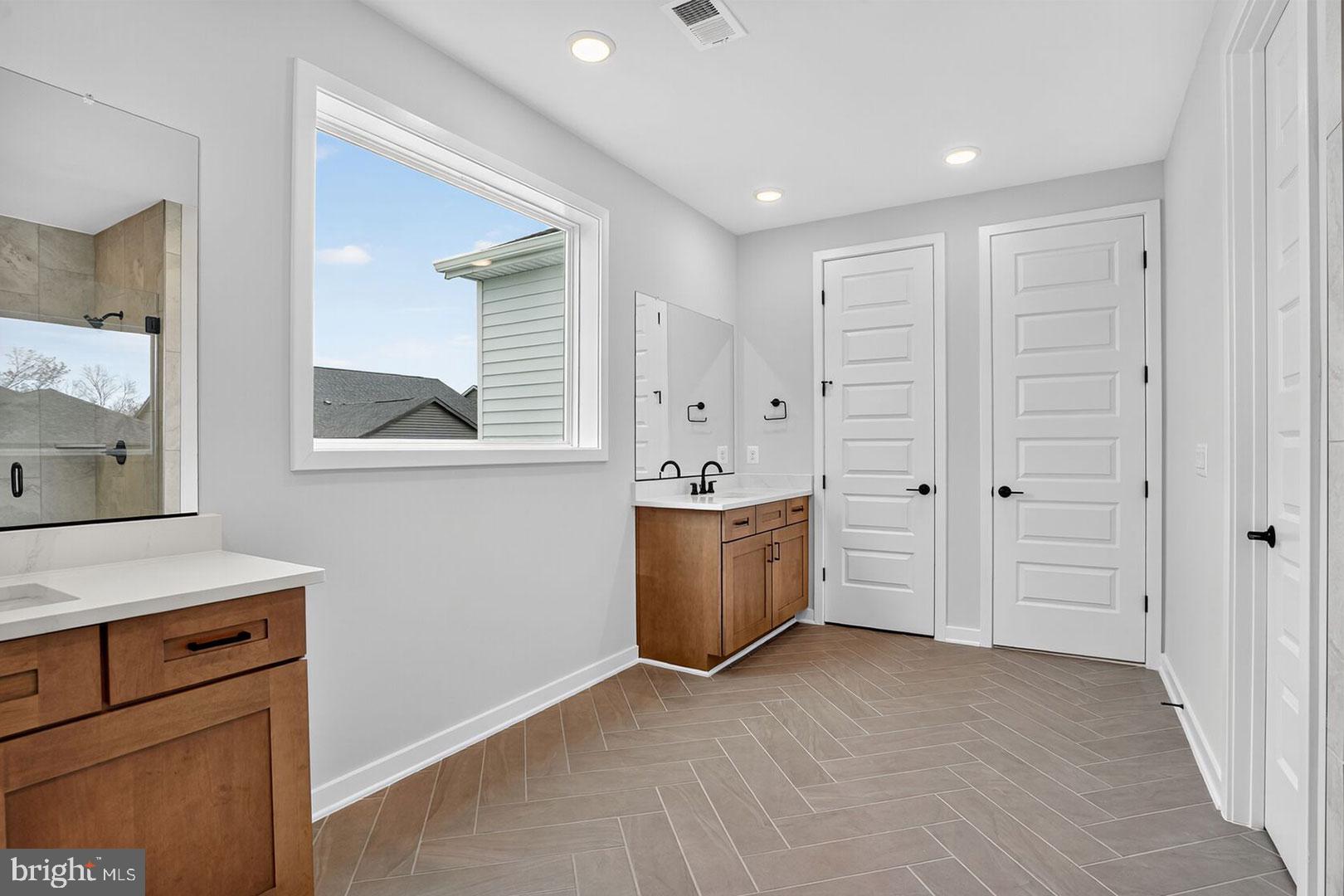 BRAMBLETON - Residential