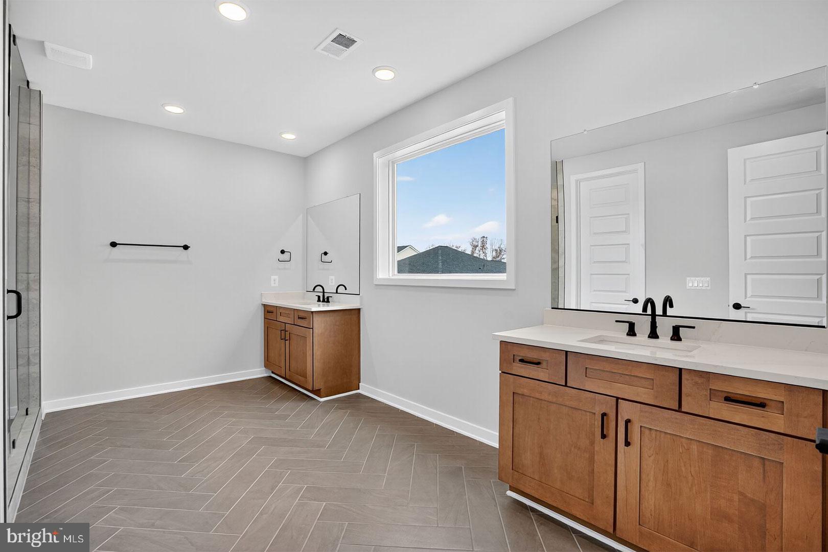 BRAMBLETON - Residential