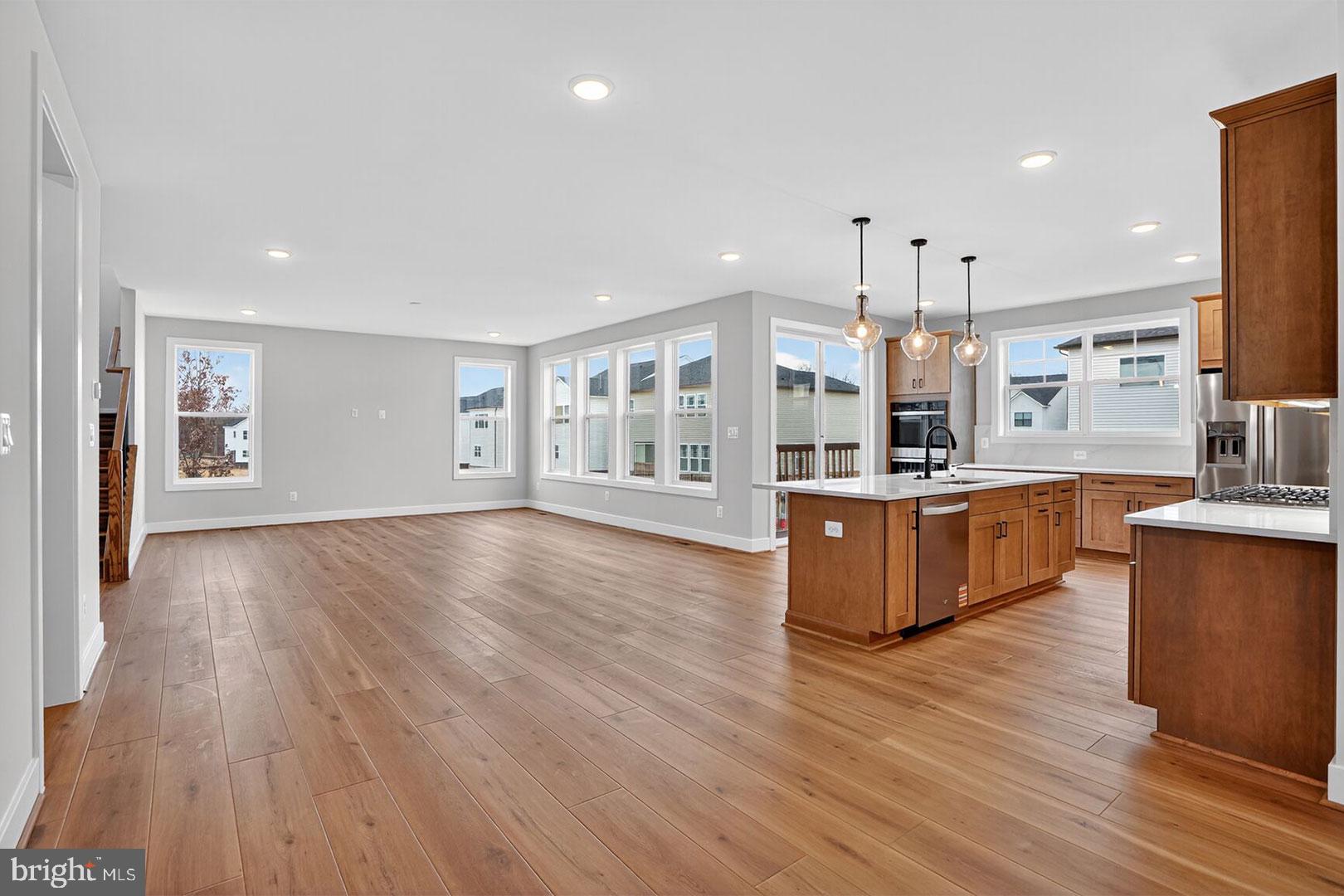 BRAMBLETON - Residential