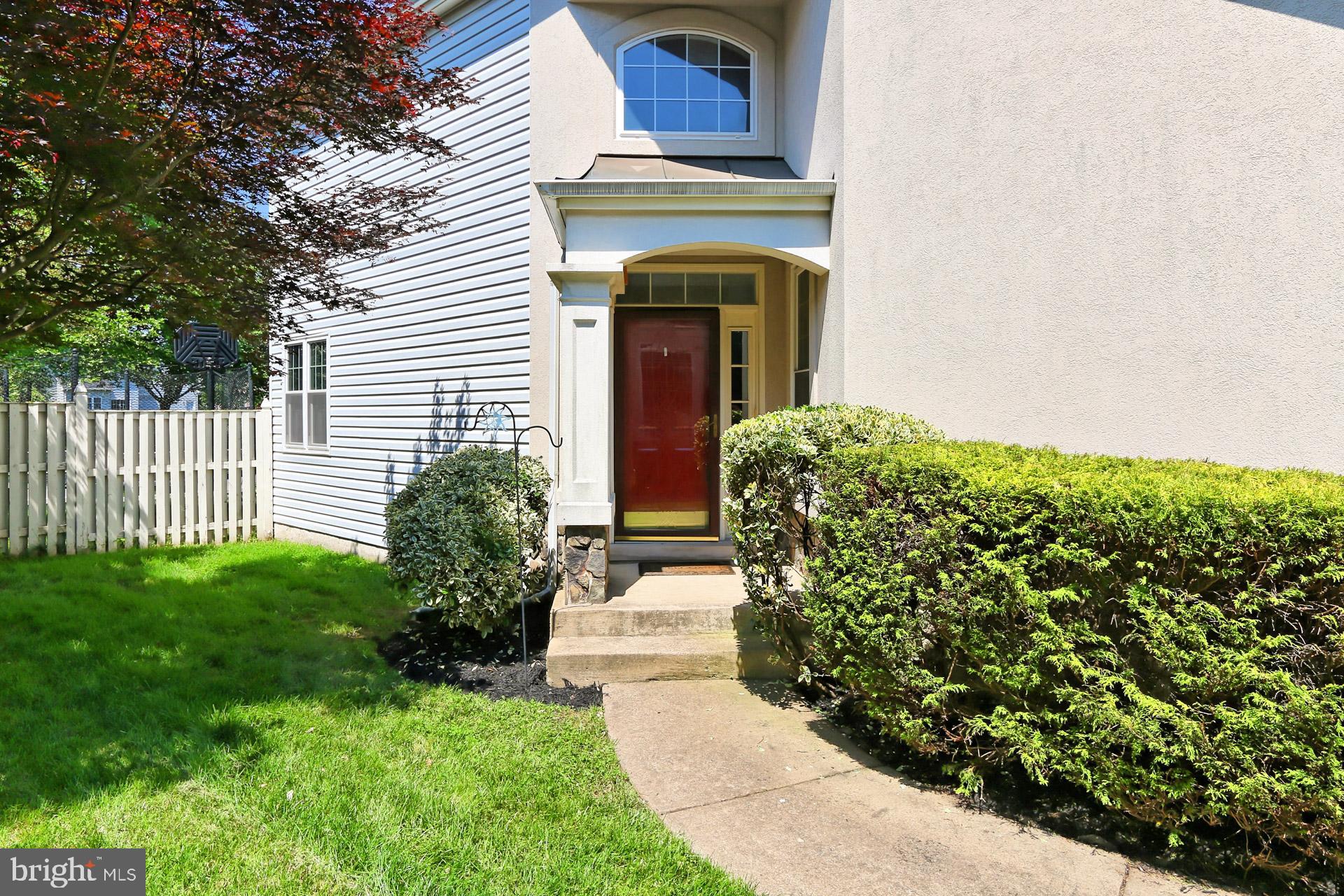 ASHBURN FARM - Residential