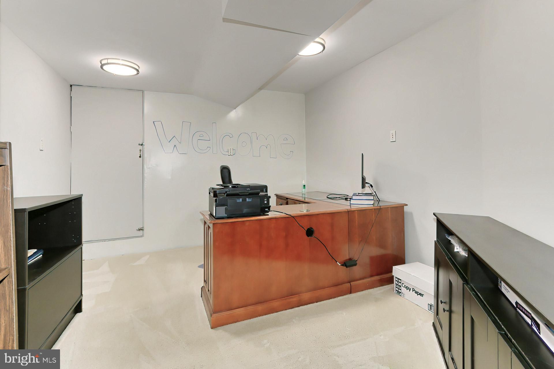 ASHBURN FARM - Residential