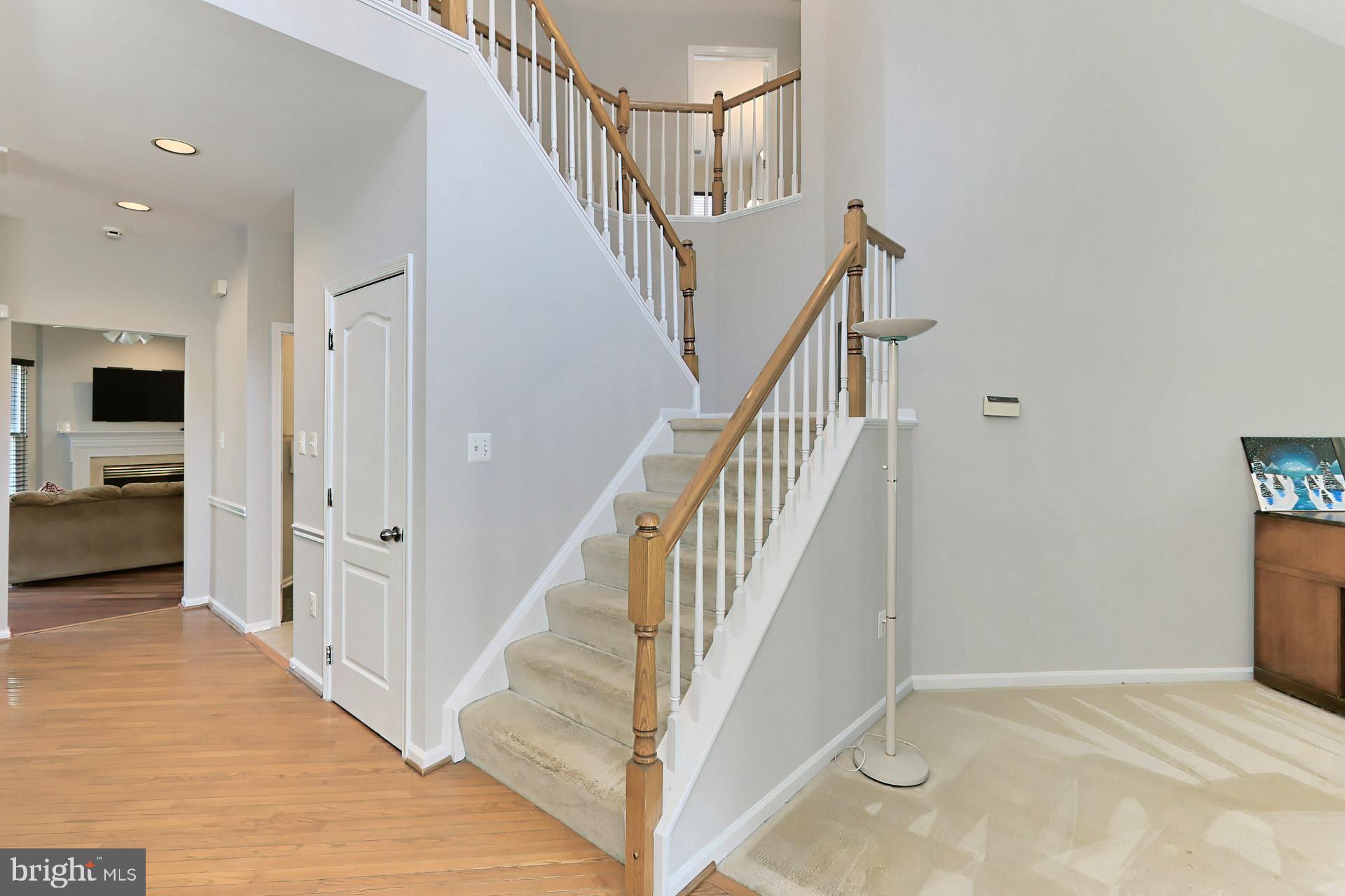 ASHBURN FARM - Residential