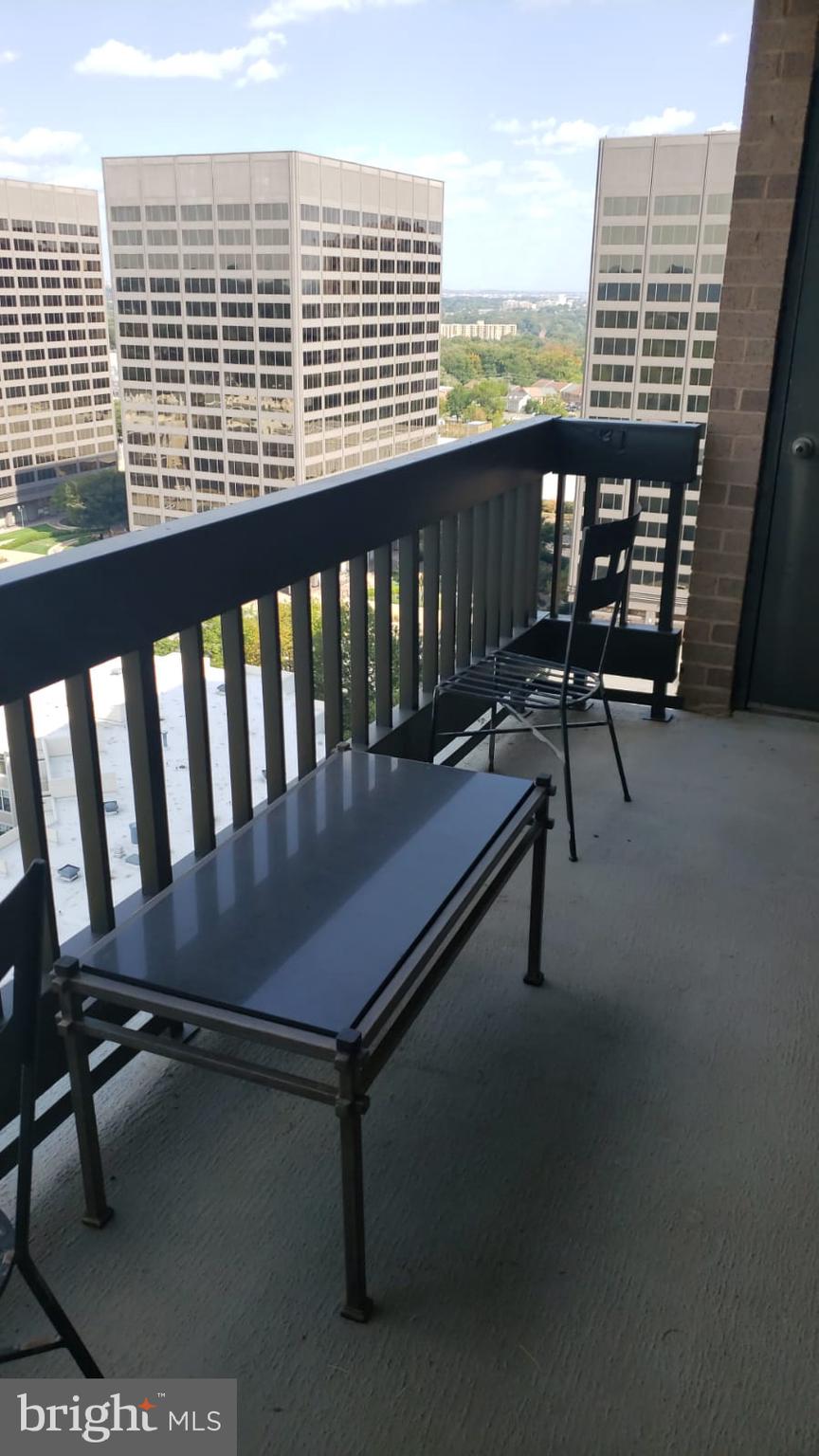 SKYLINE SQUARE CONDO - Residential Lease