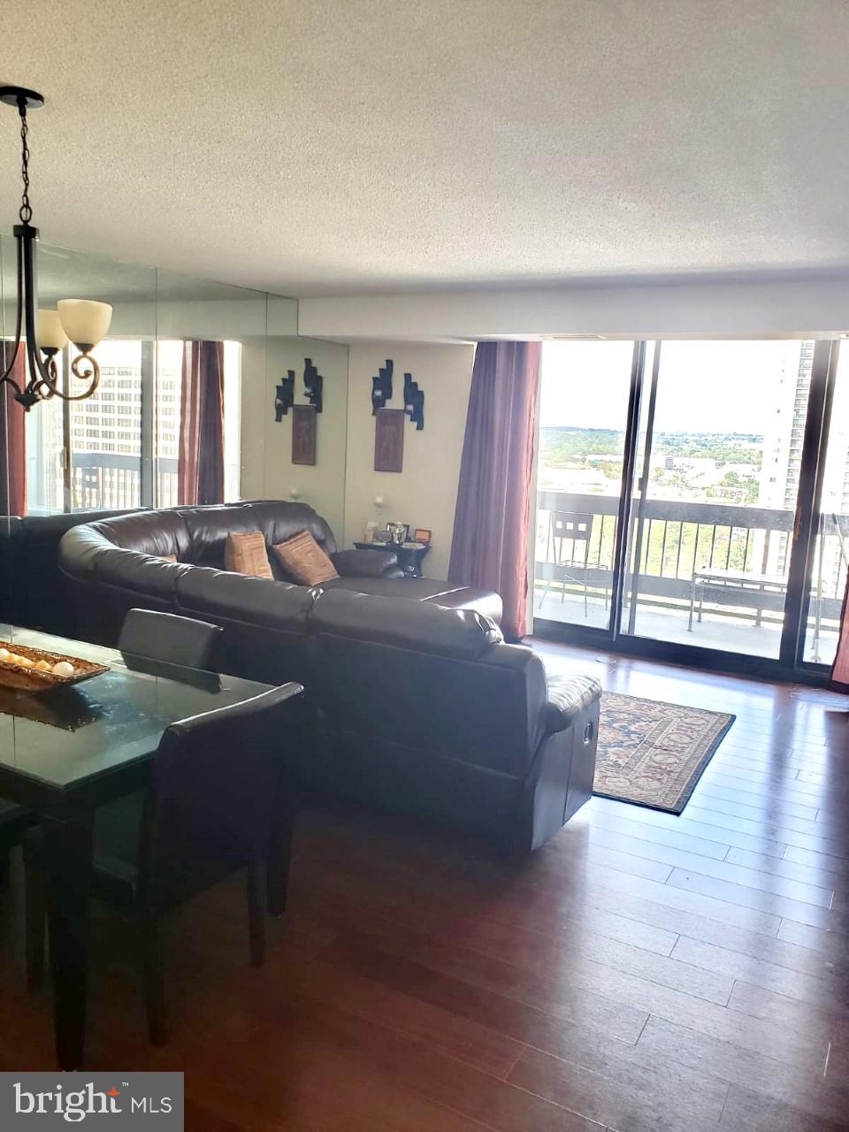 SKYLINE SQUARE CONDO - Residential Lease