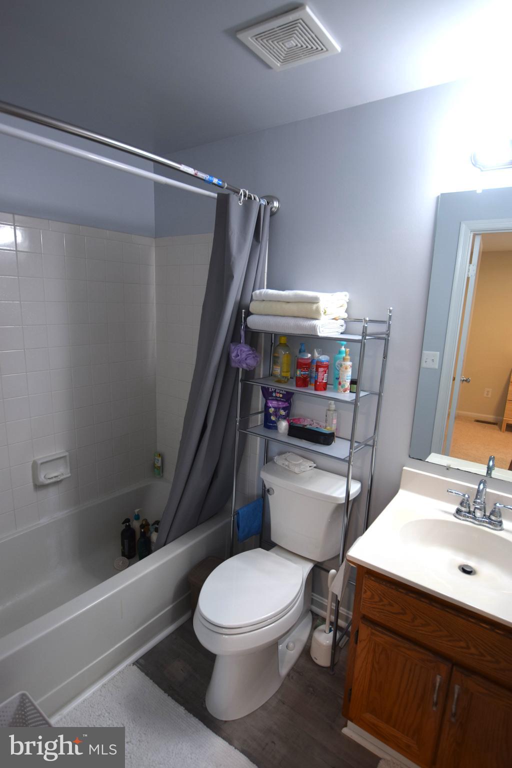 AMBERLEIGH - Residential Lease