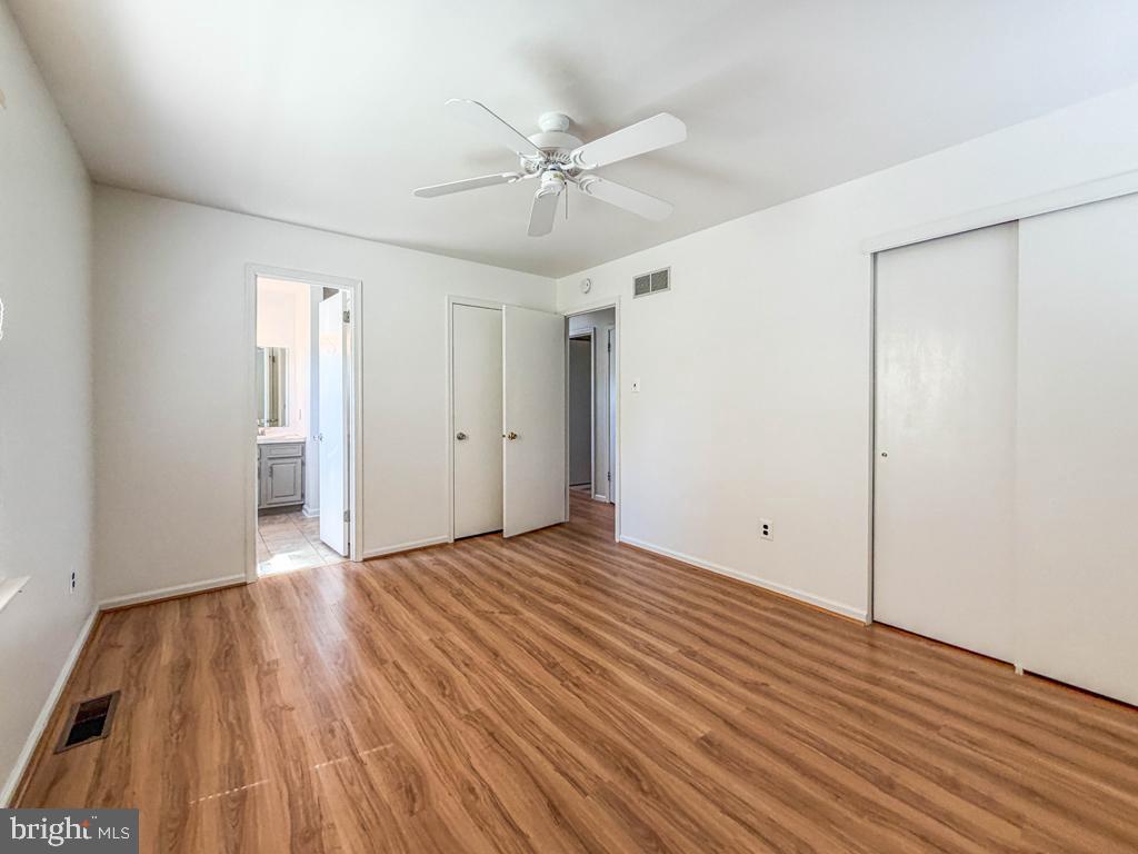 SILVER LAKE AT NEW - Residential