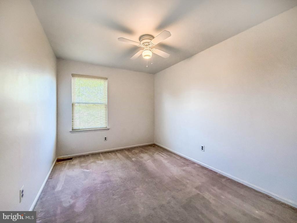 SILVER LAKE AT NEW - Residential