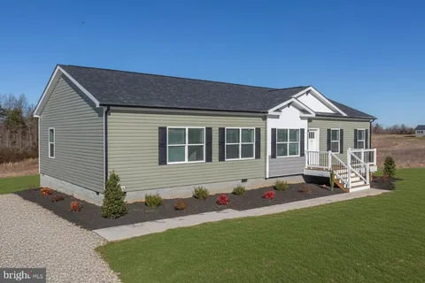 1005 Levi Road, Green Bay, VA MLS: VAPE2000056