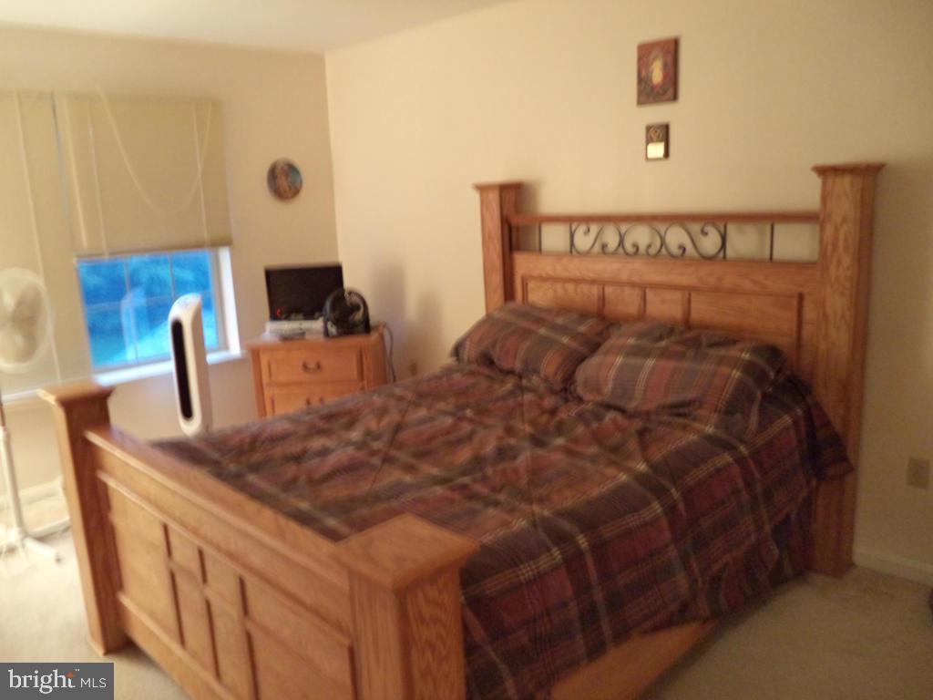 GRANDVIEW CHASE - Residential