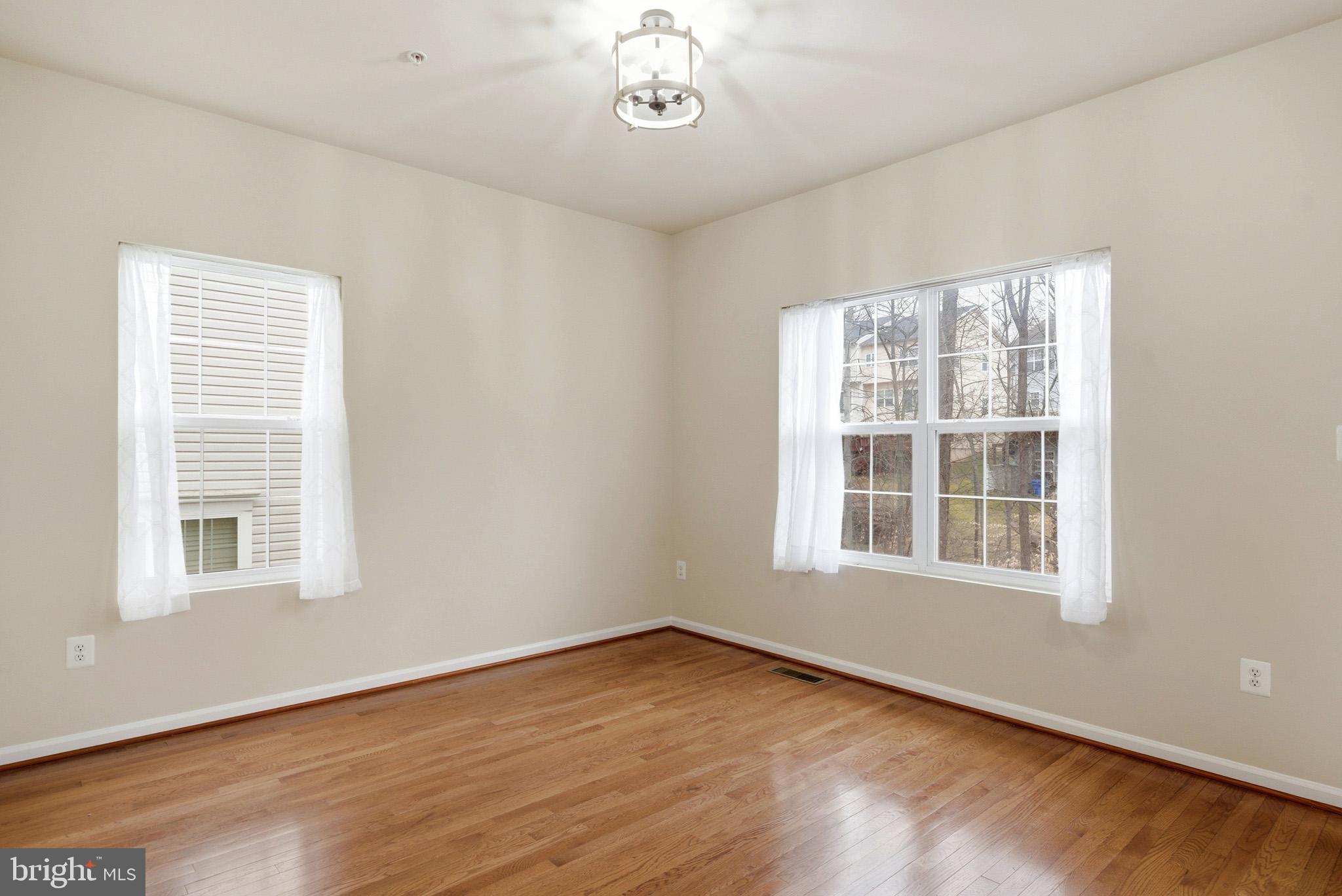 RIVERWATCH - Residential