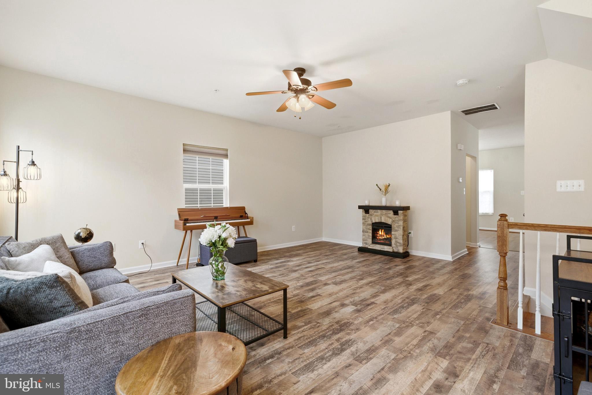 RIVERWATCH - Residential