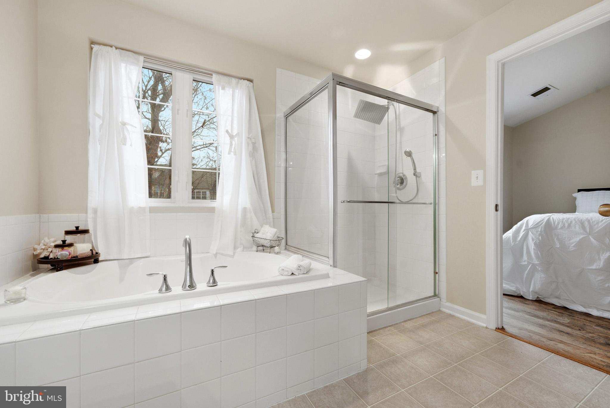 RIVERWATCH - Residential