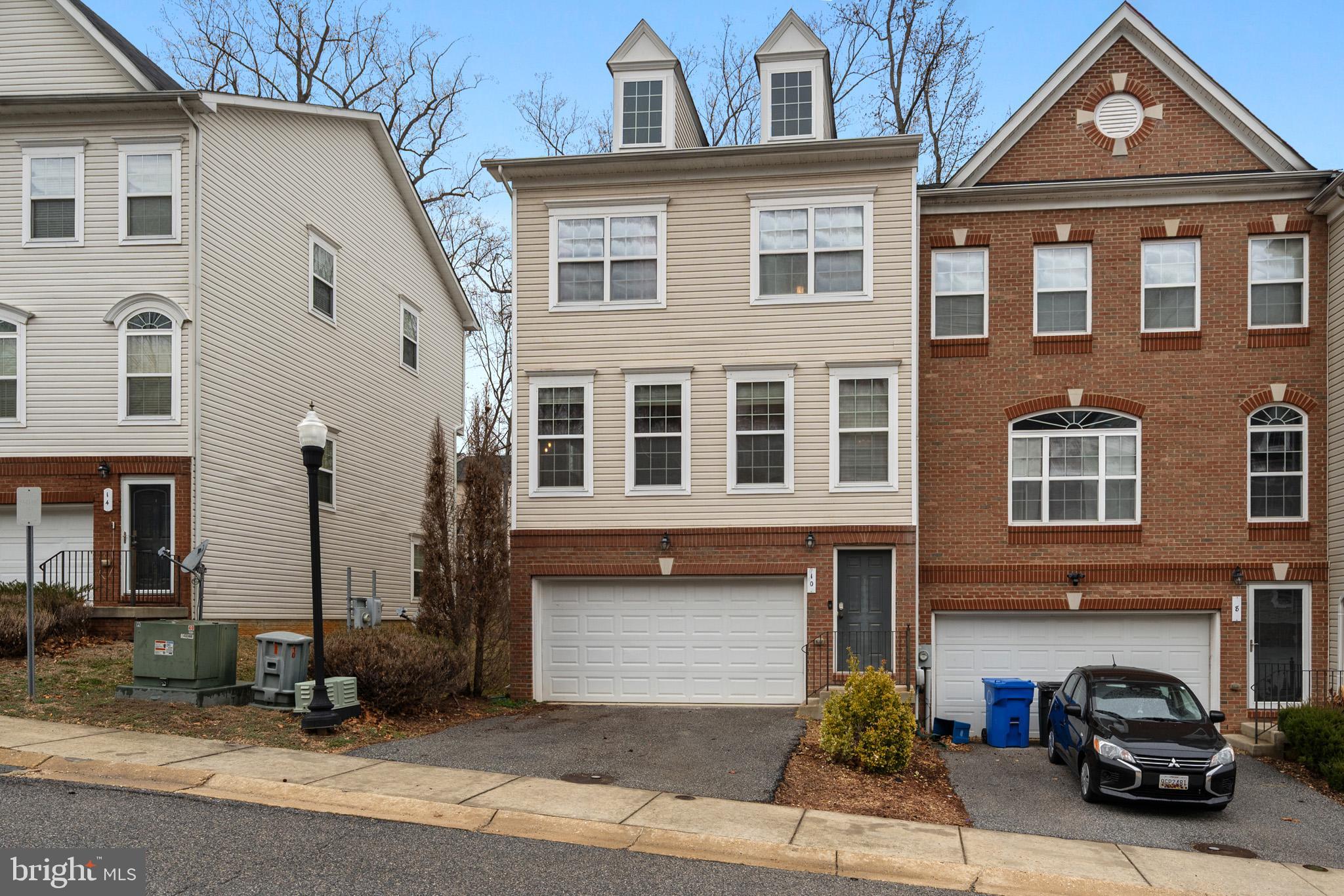 RIVERWATCH - Residential