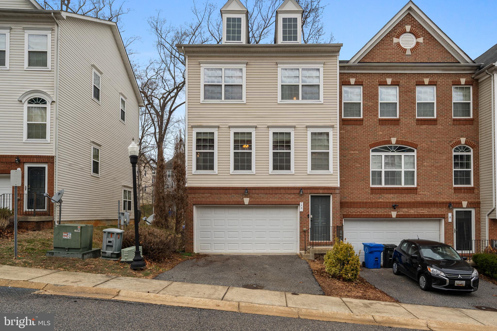 RIVERWATCH - Residential