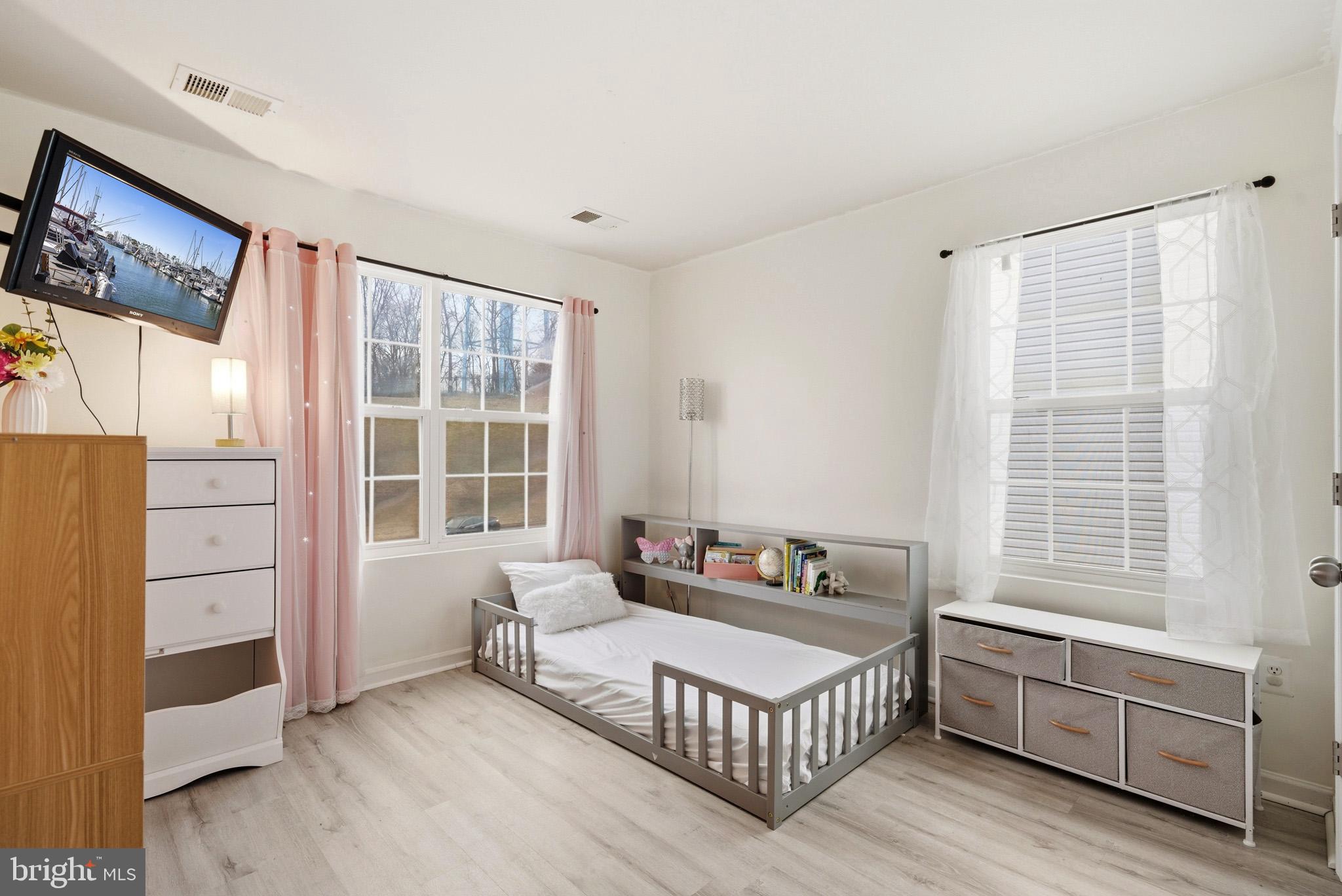 RIVERWATCH - Residential