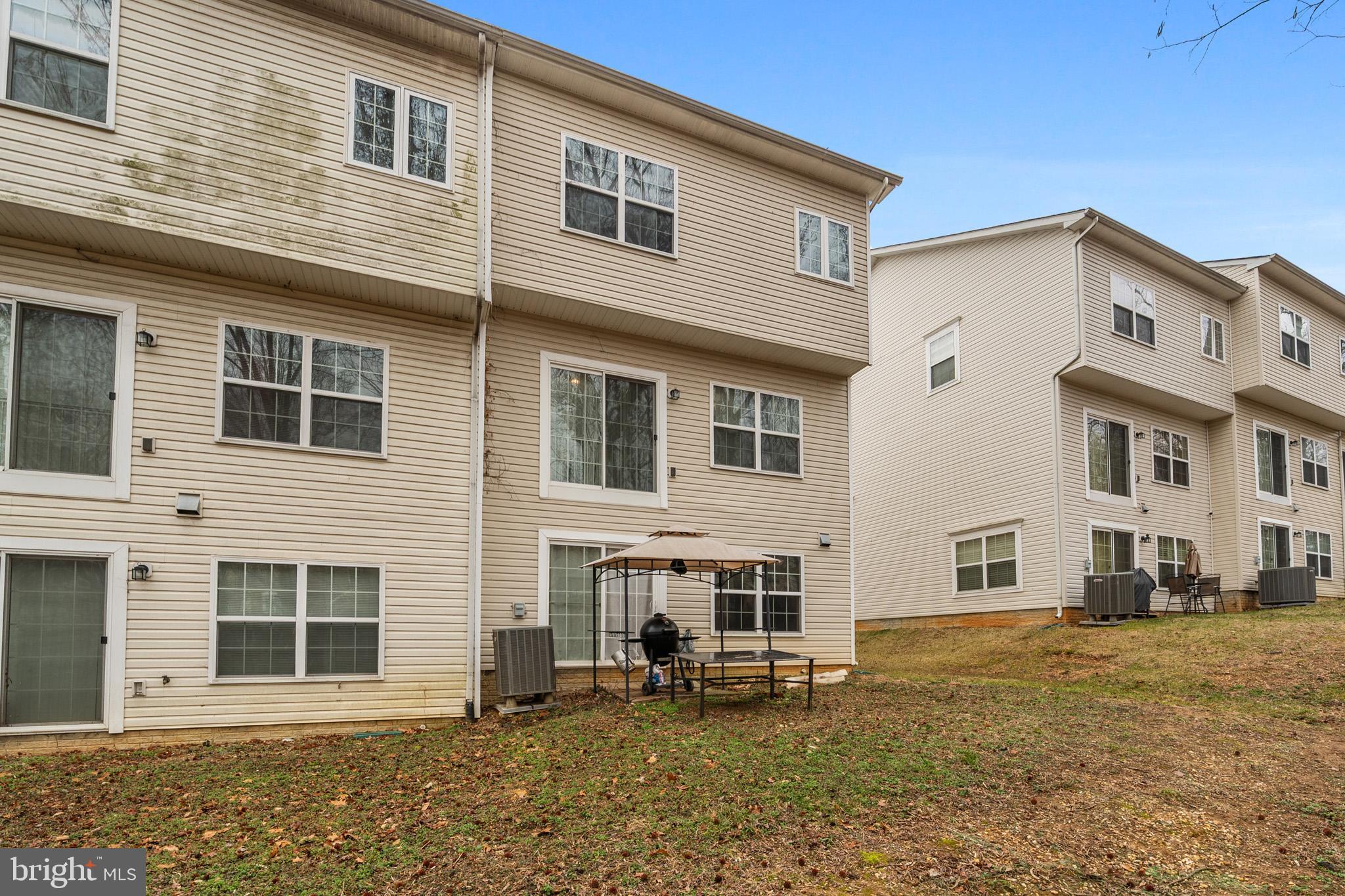 RIVERWATCH - Residential