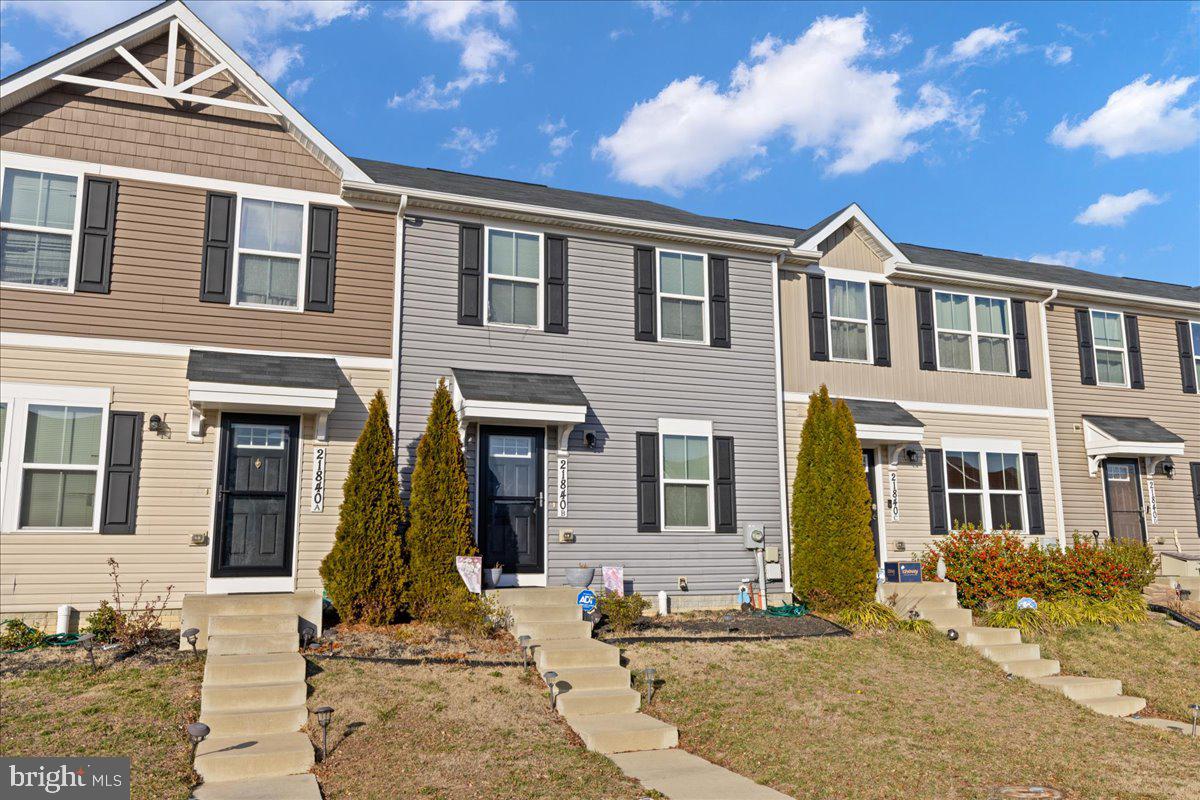 WILLOW GATE - Residential