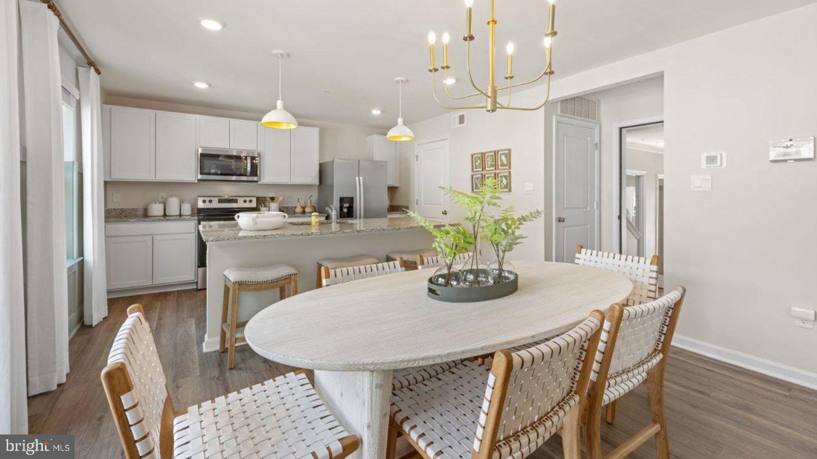 MAGNOLIA SPRINGS - Residential