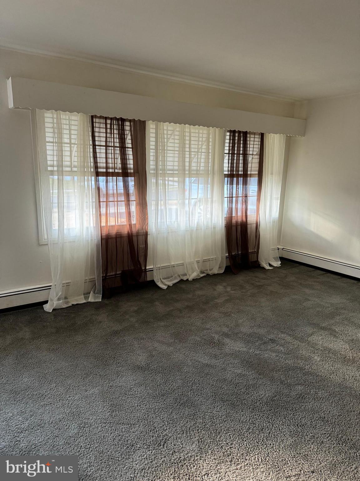 VERMILION HILL - Residential