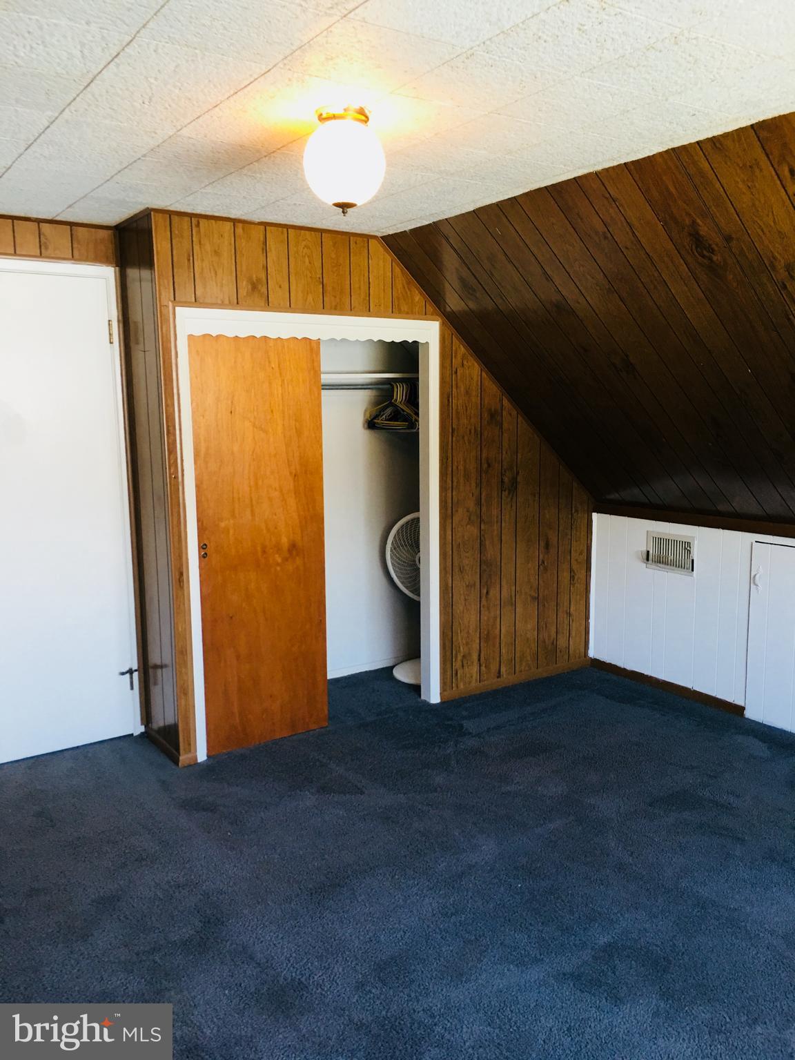 VERMILION HILL - Residential