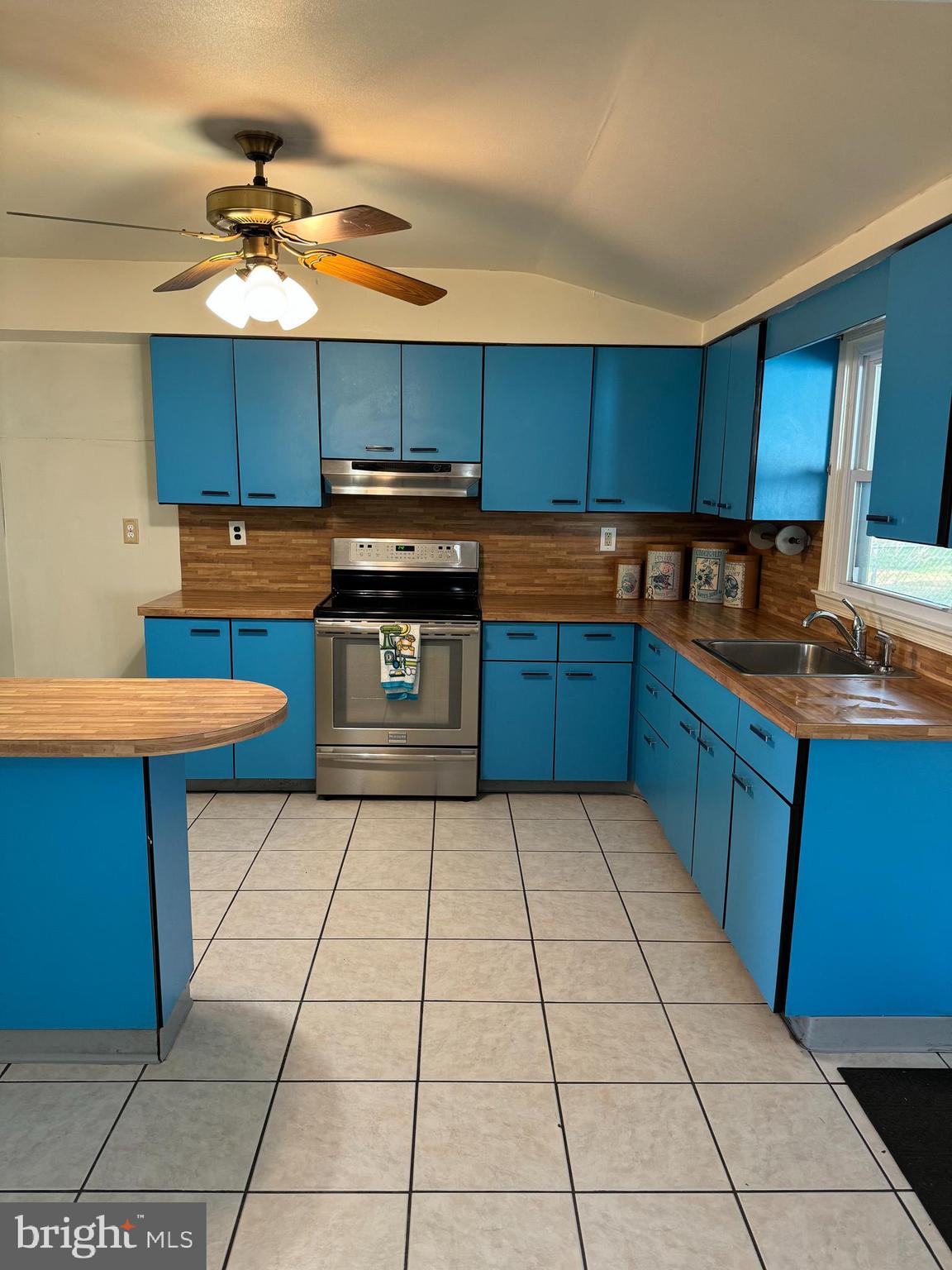 VERMILION HILL - Residential