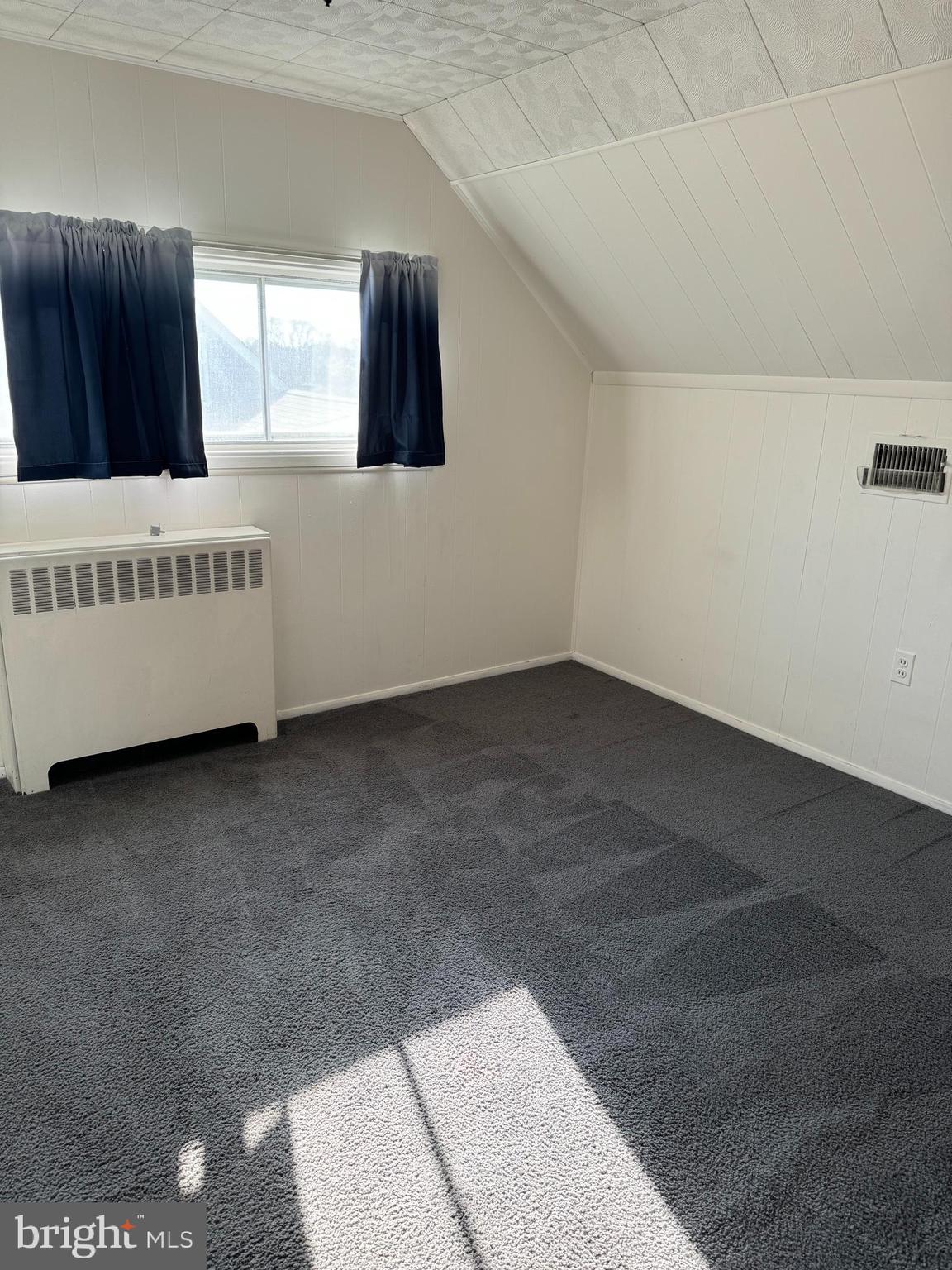 VERMILION HILL - Residential