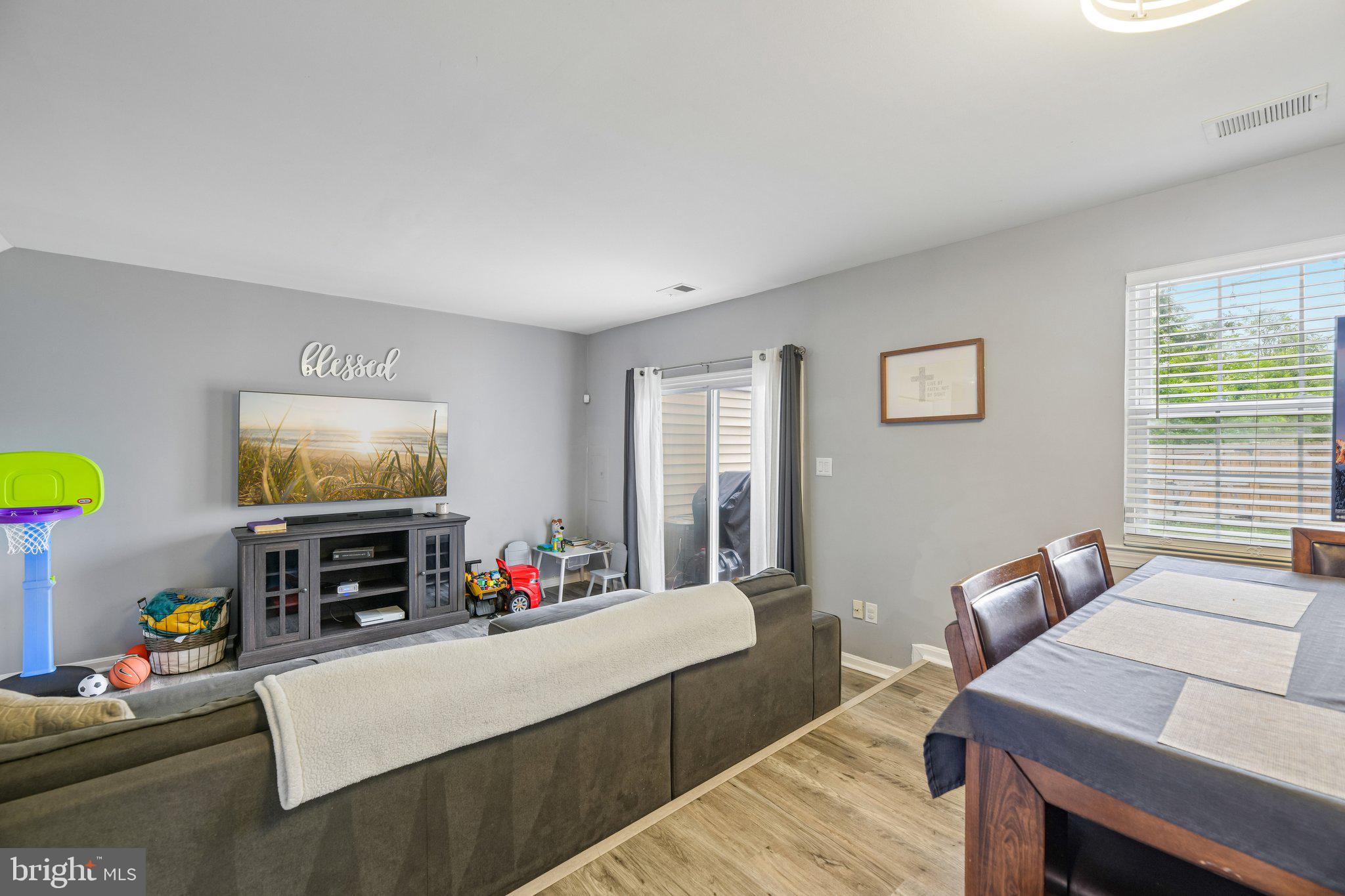 THE MEADOWS - LA PLATA - Residential