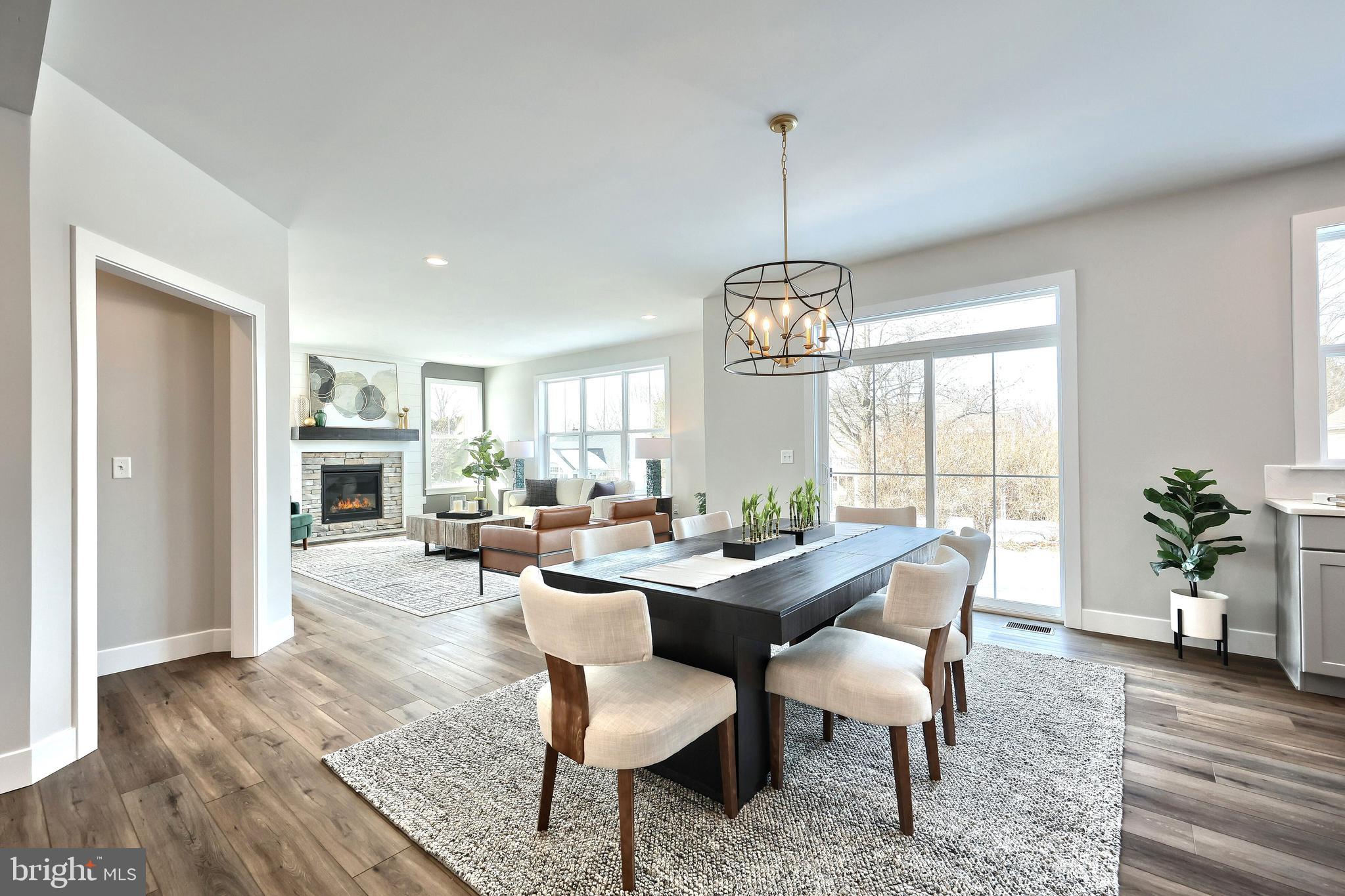 WALTON HILL - Residential