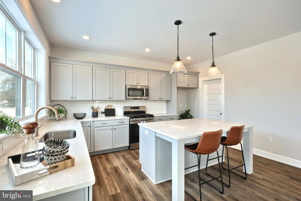 Photo of 27 Vista Court, LITITZ, PA 17543 (MLS # PALA2064392)