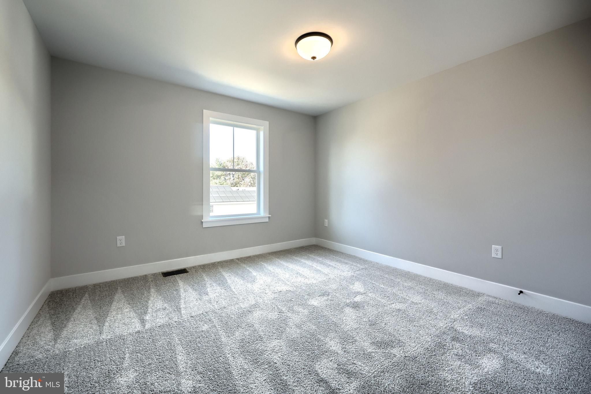 WALTON HILL - Residential