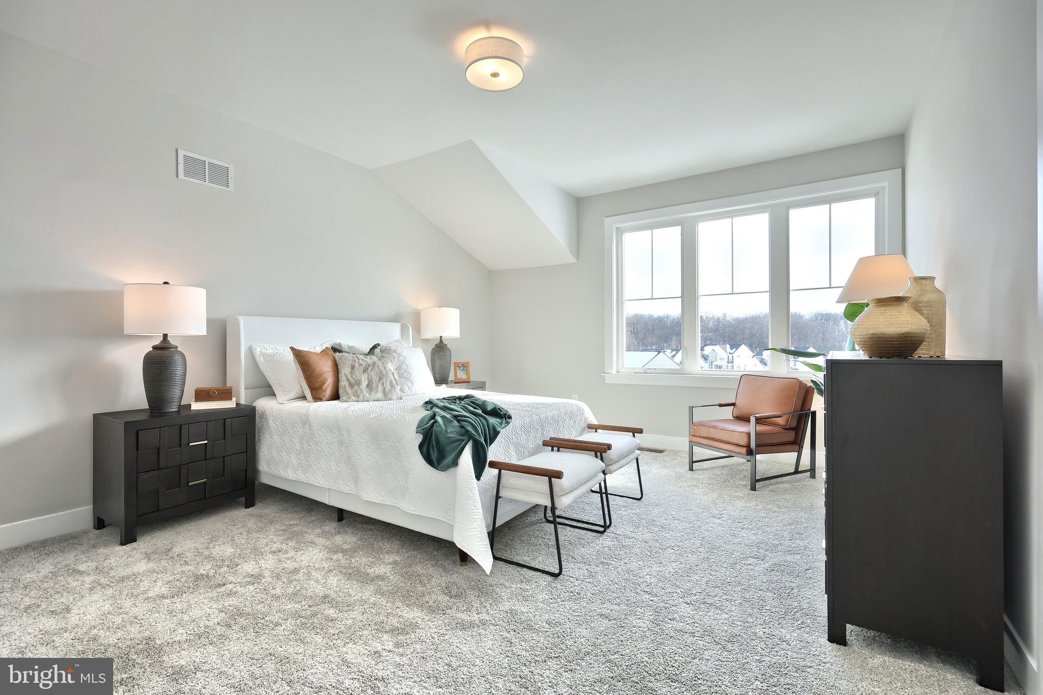 WALTON HILL - Residential