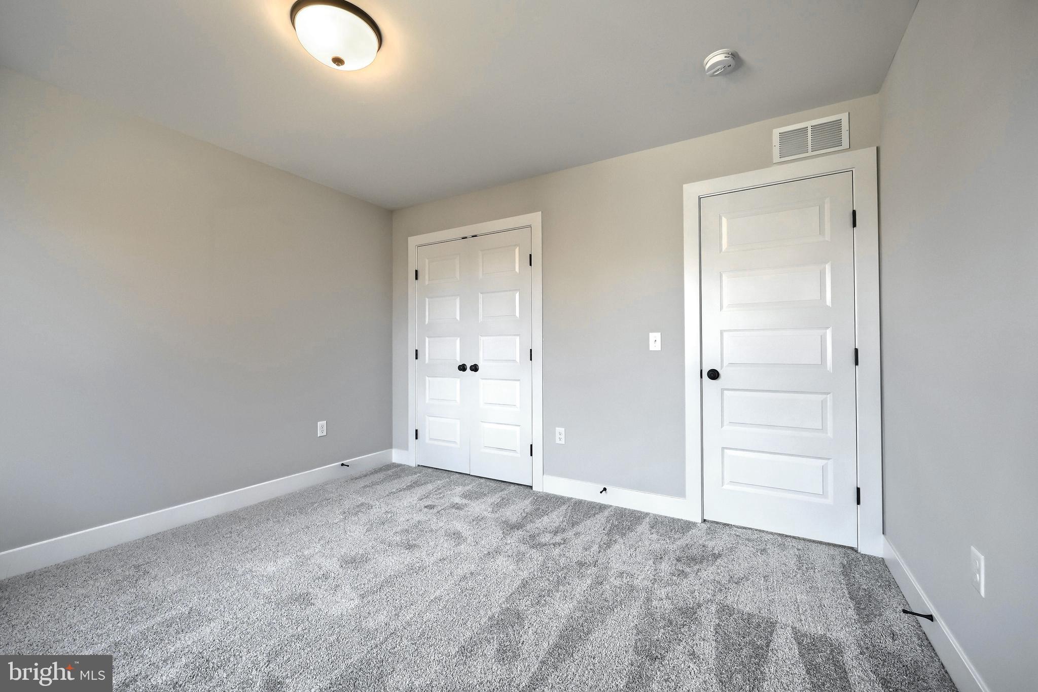 WALTON HILL - Residential