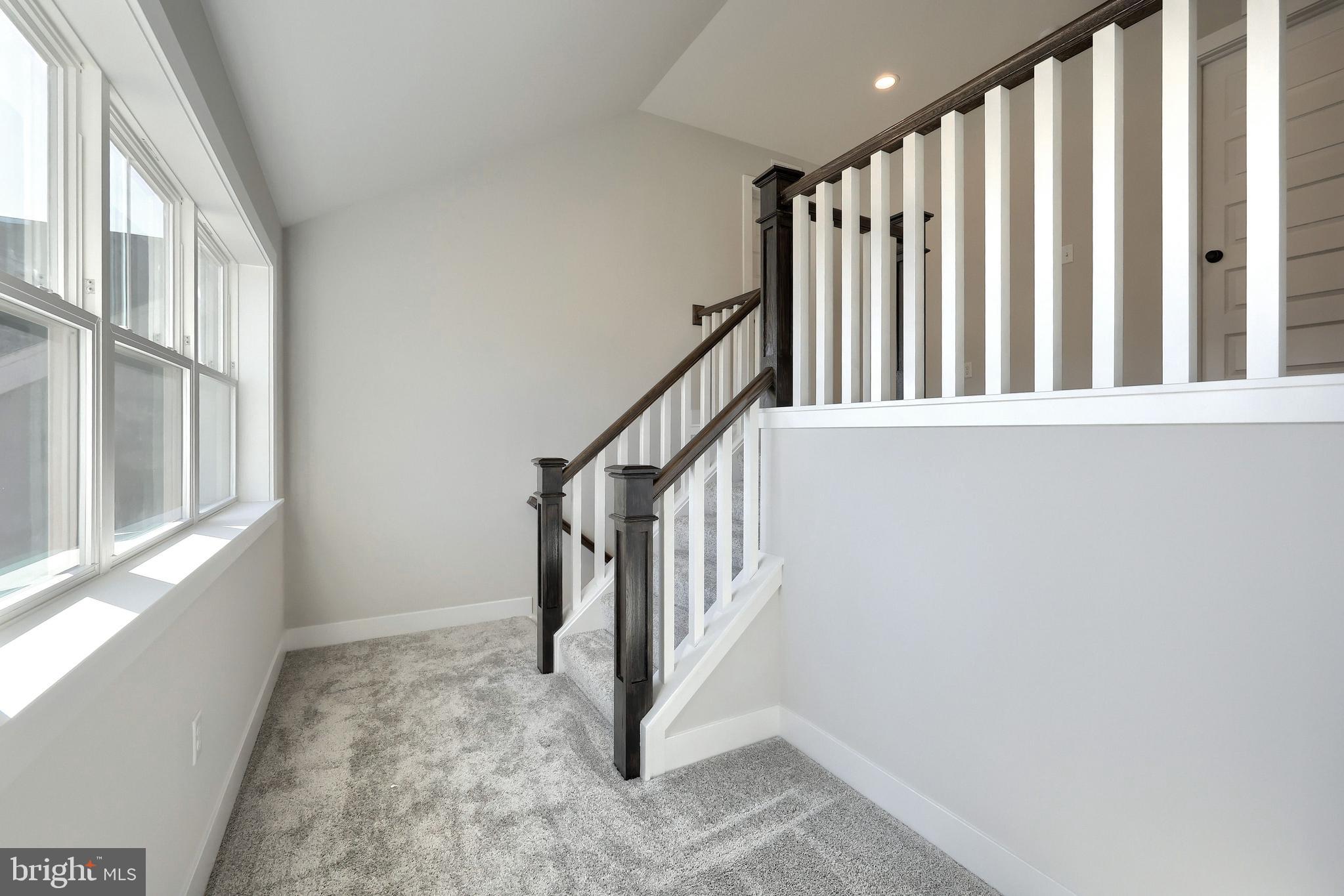 WALTON HILL - Residential