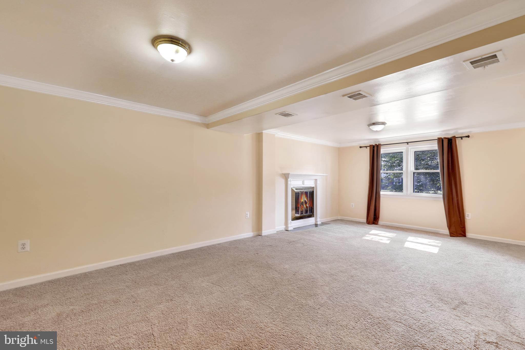 DALE CITY - Residential Lease