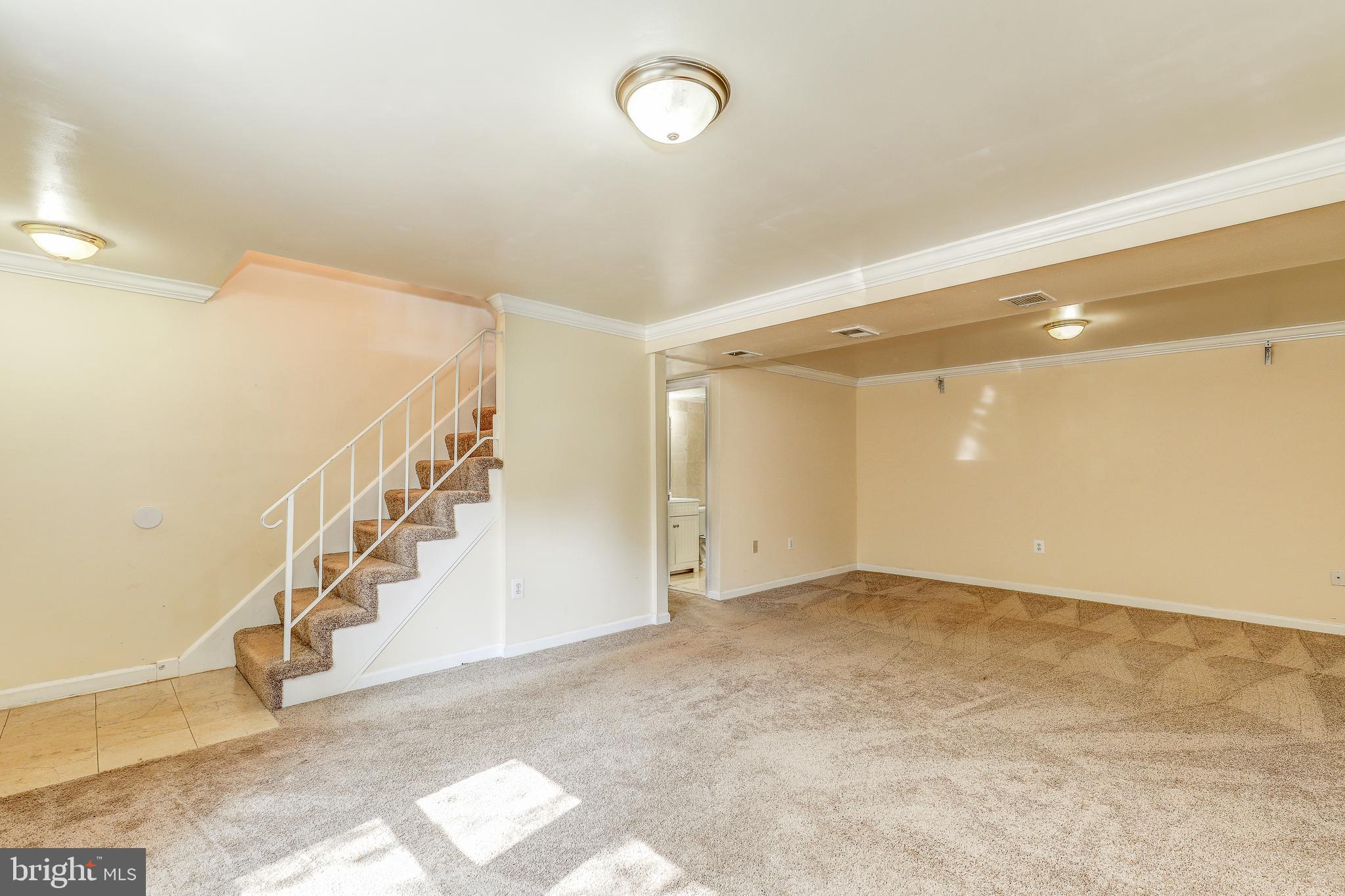 DALE CITY - Residential Lease