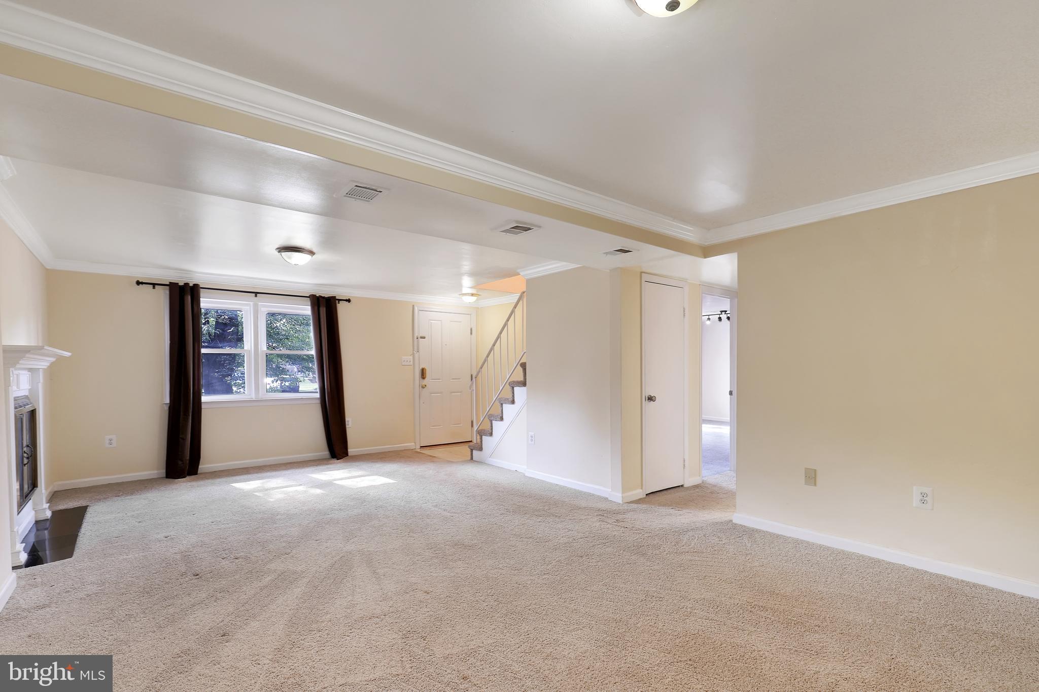 DALE CITY - Residential Lease