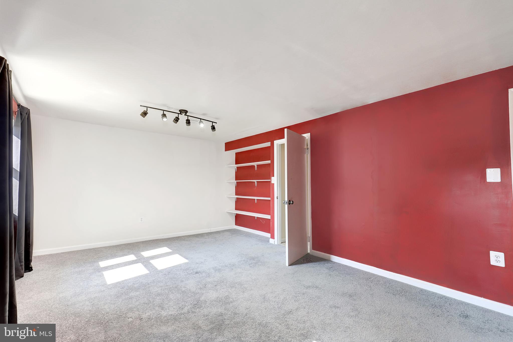 DALE CITY - Residential Lease