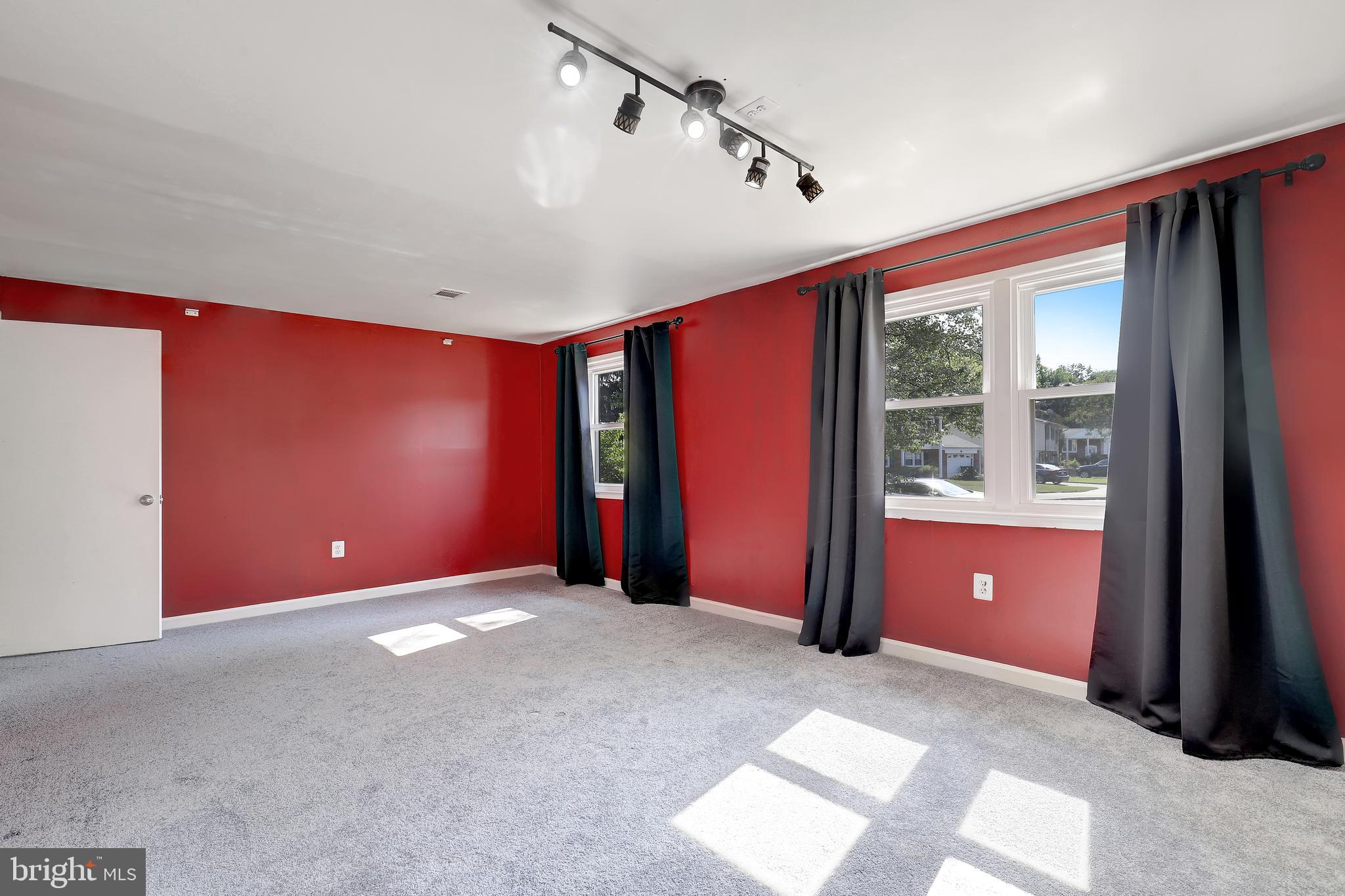 DALE CITY - Residential Lease