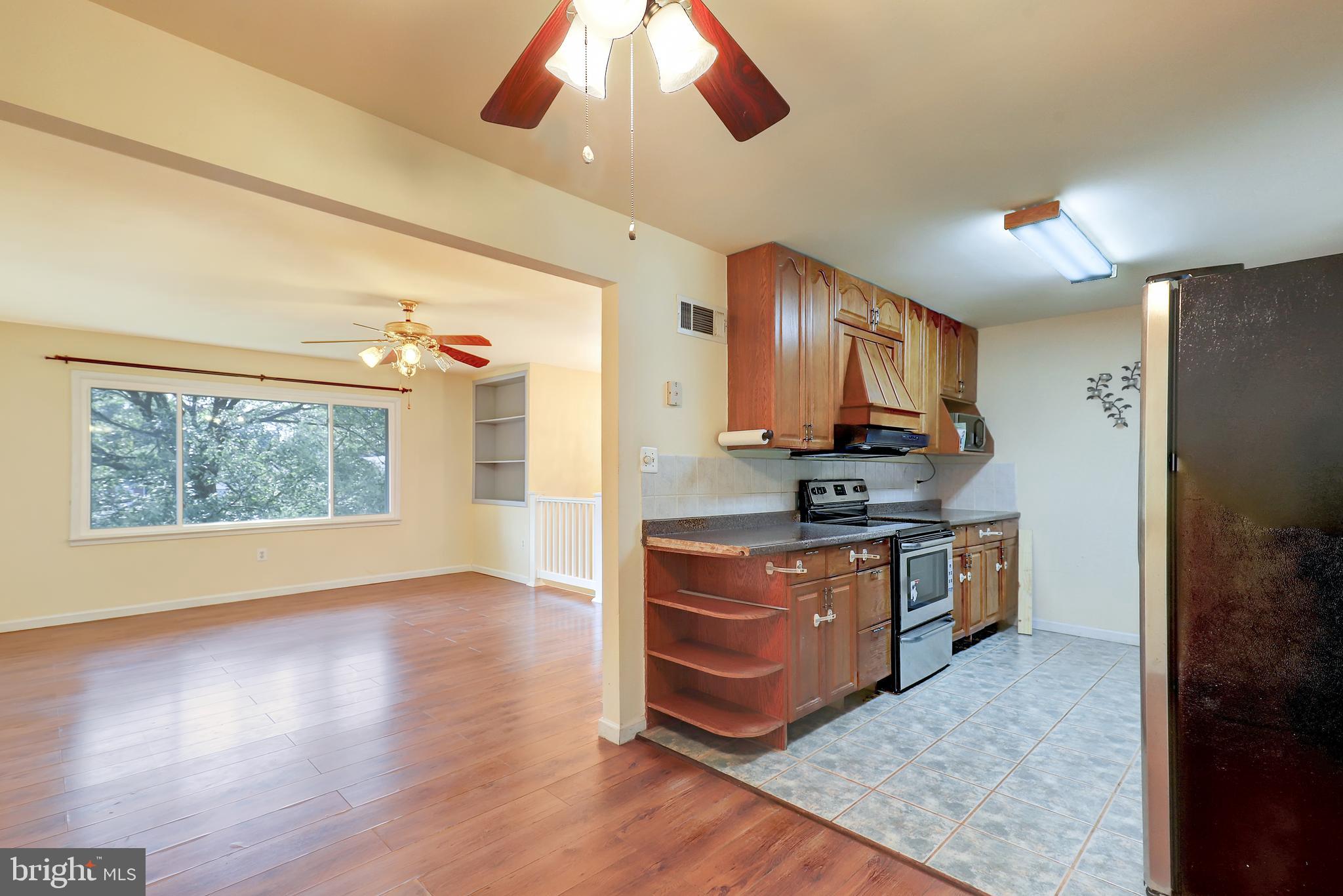 DALE CITY - Residential Lease