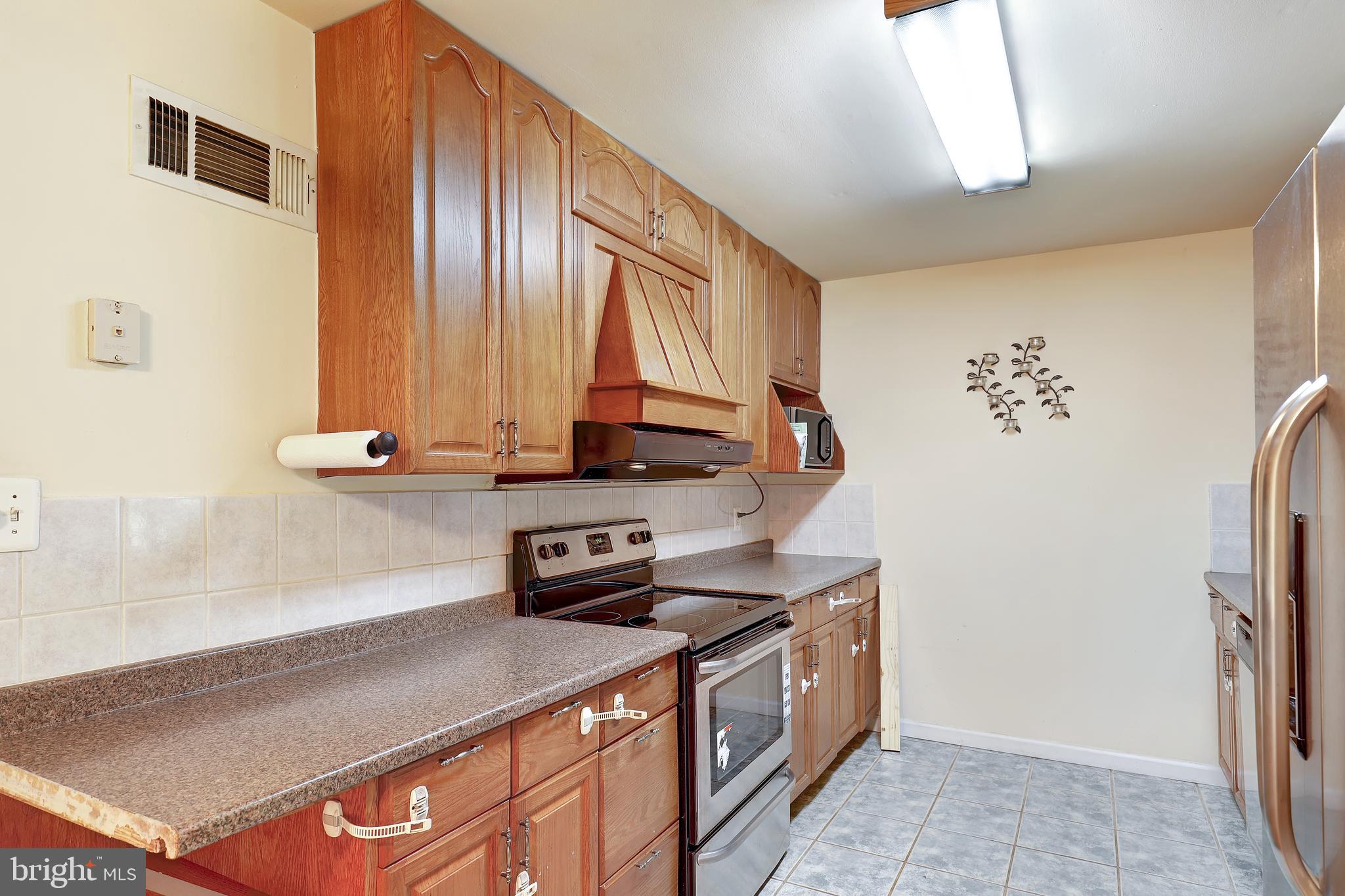 DALE CITY - Residential Lease