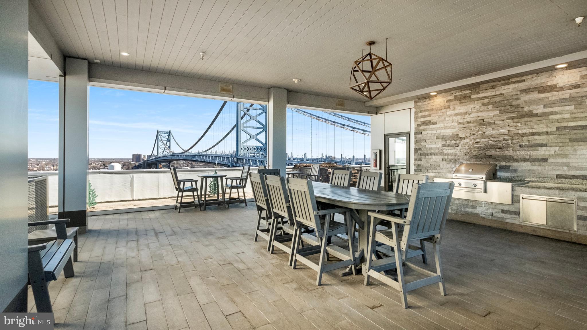 OLD CITY - Residential Lease