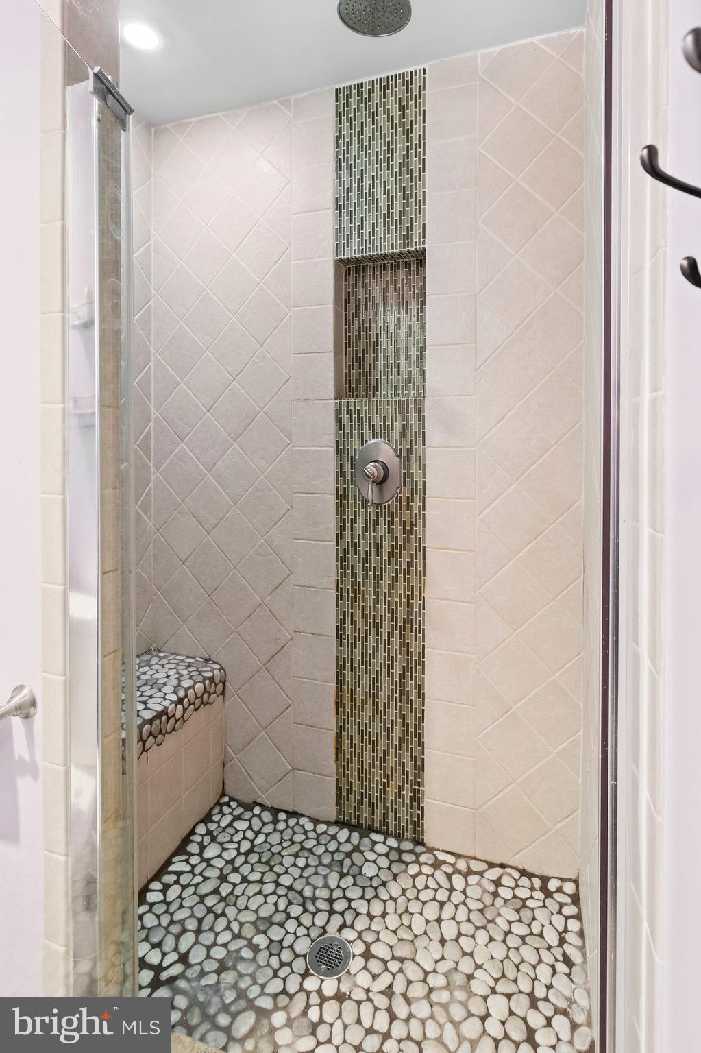 PRINCETON SQUARE - Residential